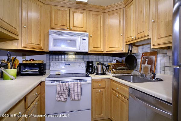 150 Carriage Way #4 - Photo 12
