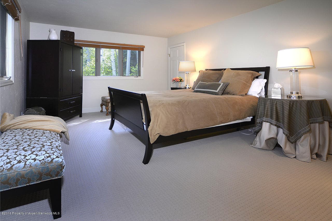 462 Maple Ridge Lane - Photo 12