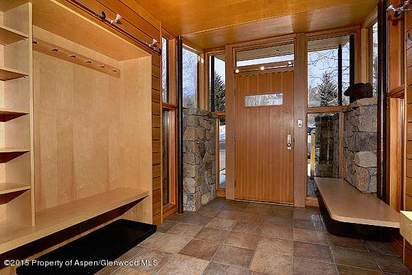 144 Meadow Road - Photo 2