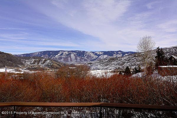144 Meadow Road - Photo 4