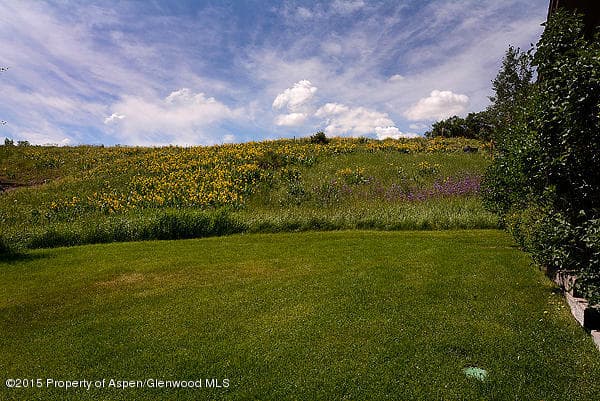 144 Meadow Road - Photo 5