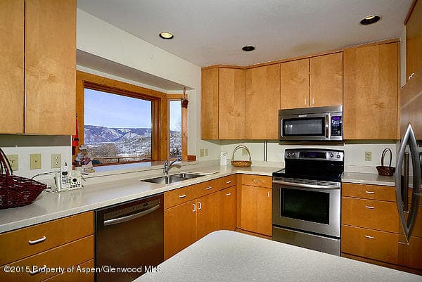 144 Meadow Road - Photo 7