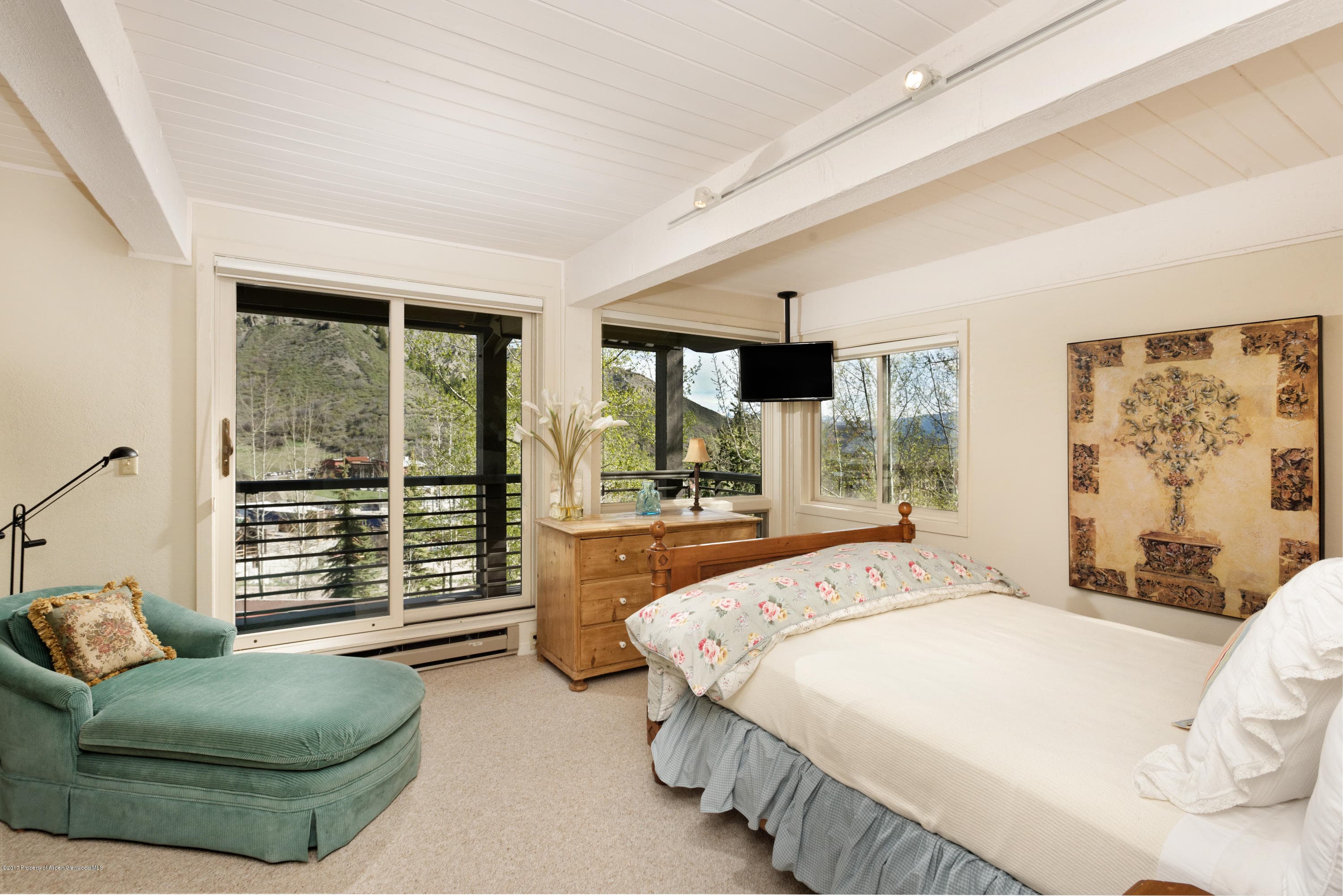 360 Wood Road 213 - Photo 6