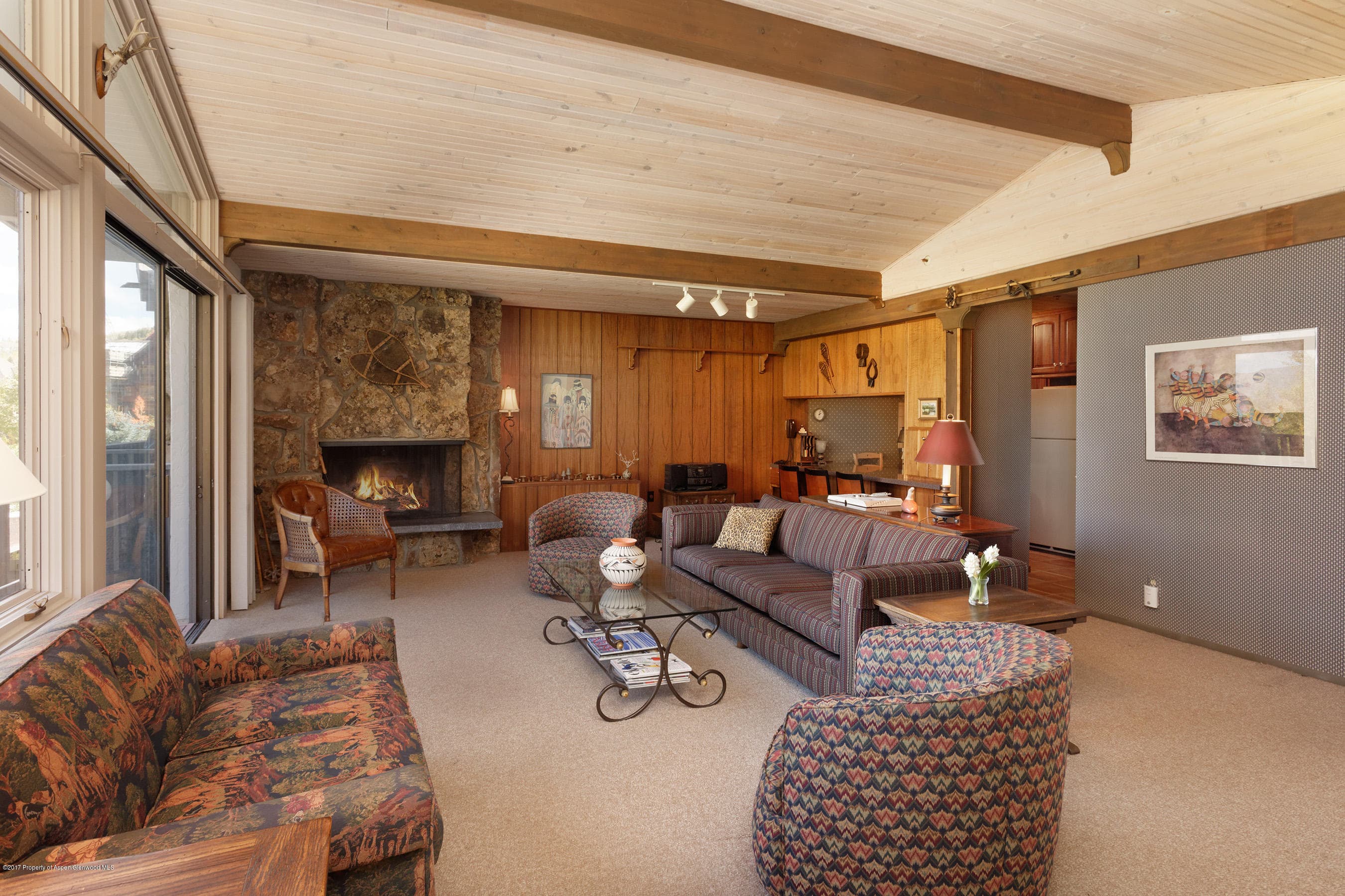 150 Carriage Way 39 - Photo 4