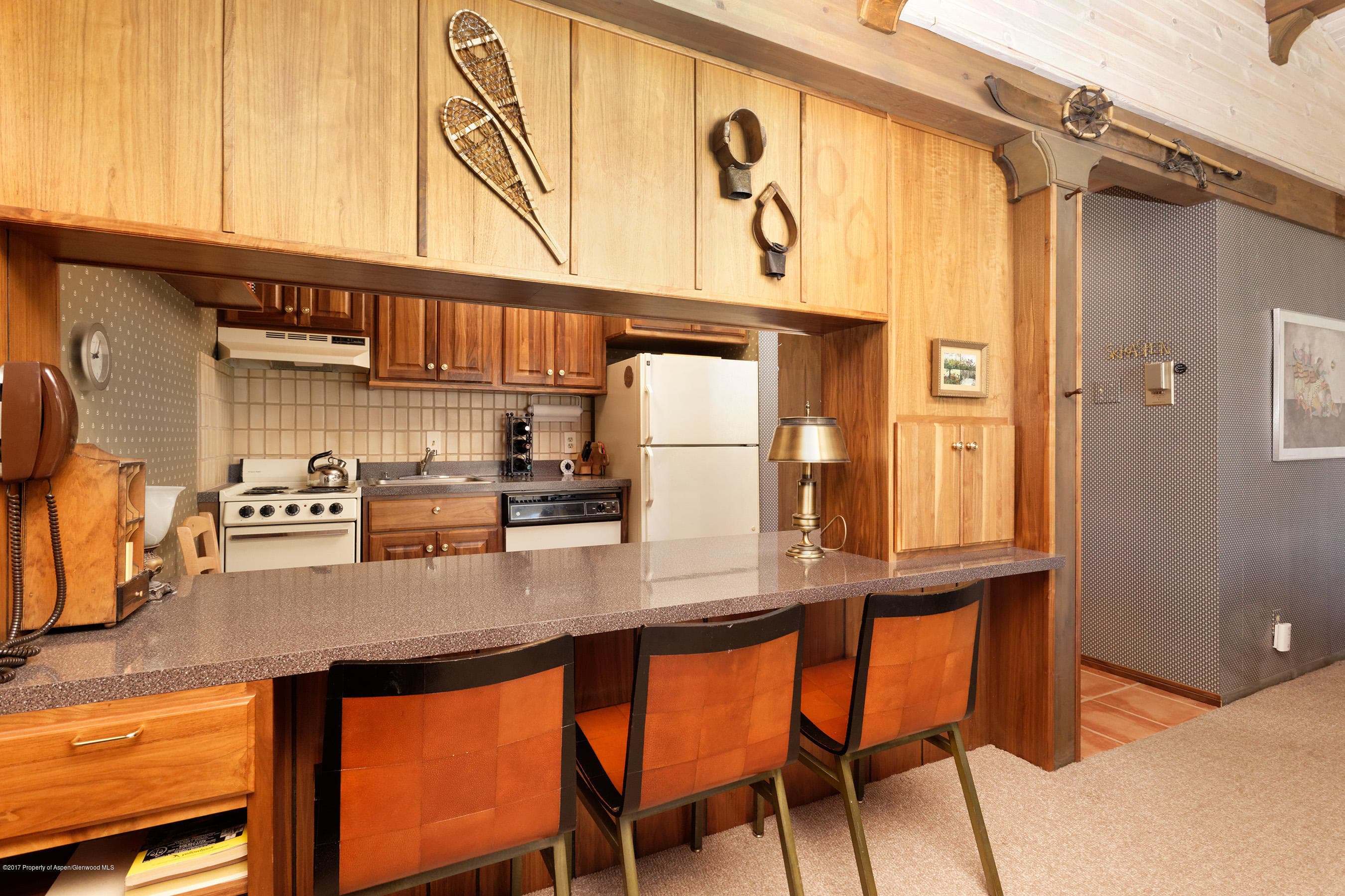 150 Carriage Way 39 - Photo 6