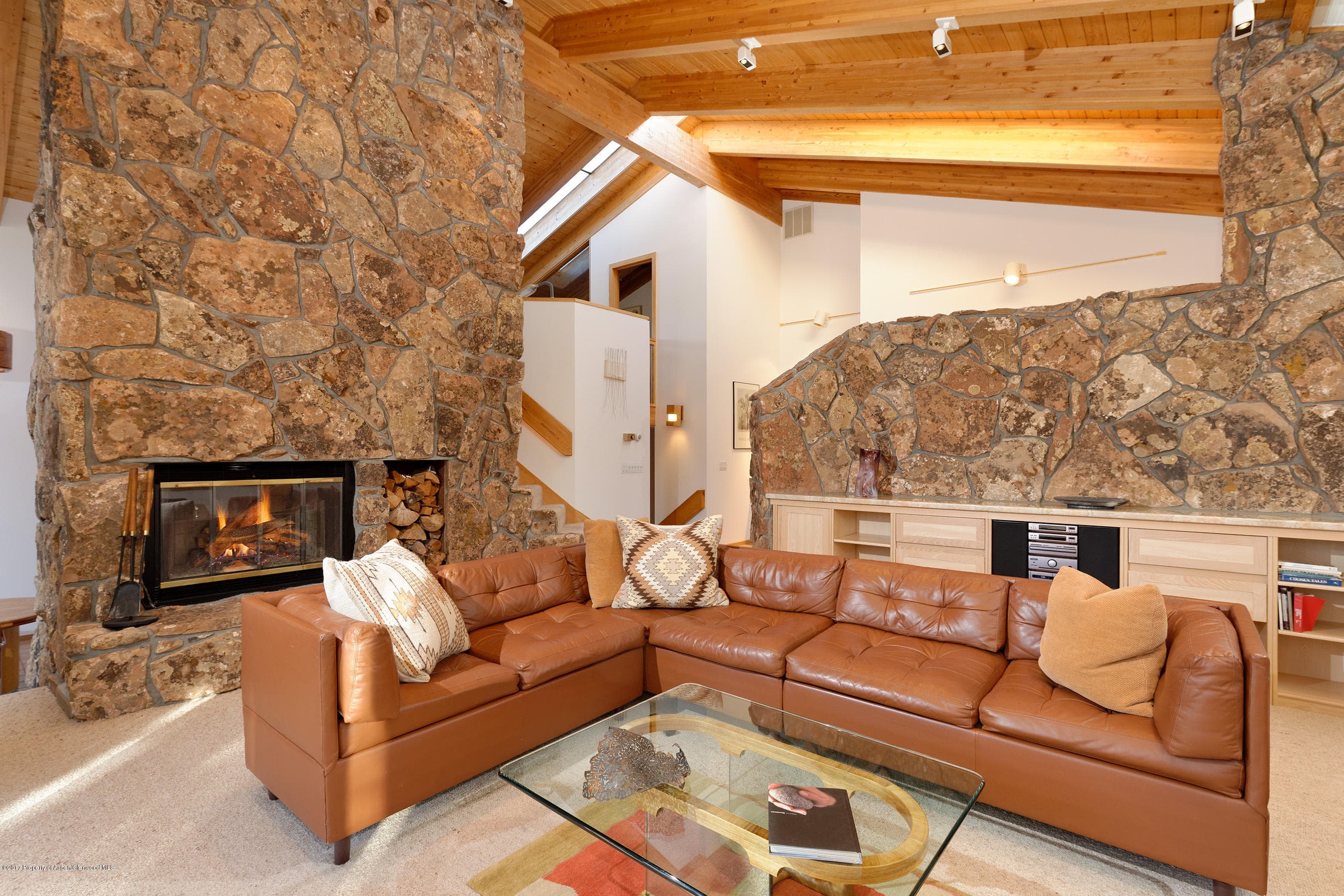 211 Deer Ridge Lane - Photo 7