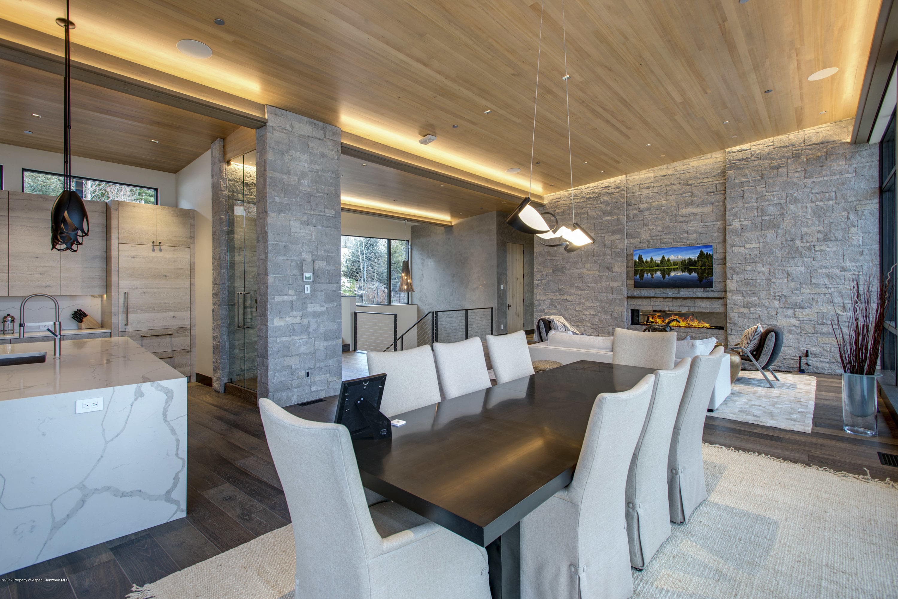 1061 Two Creeks Drive - Photo 11