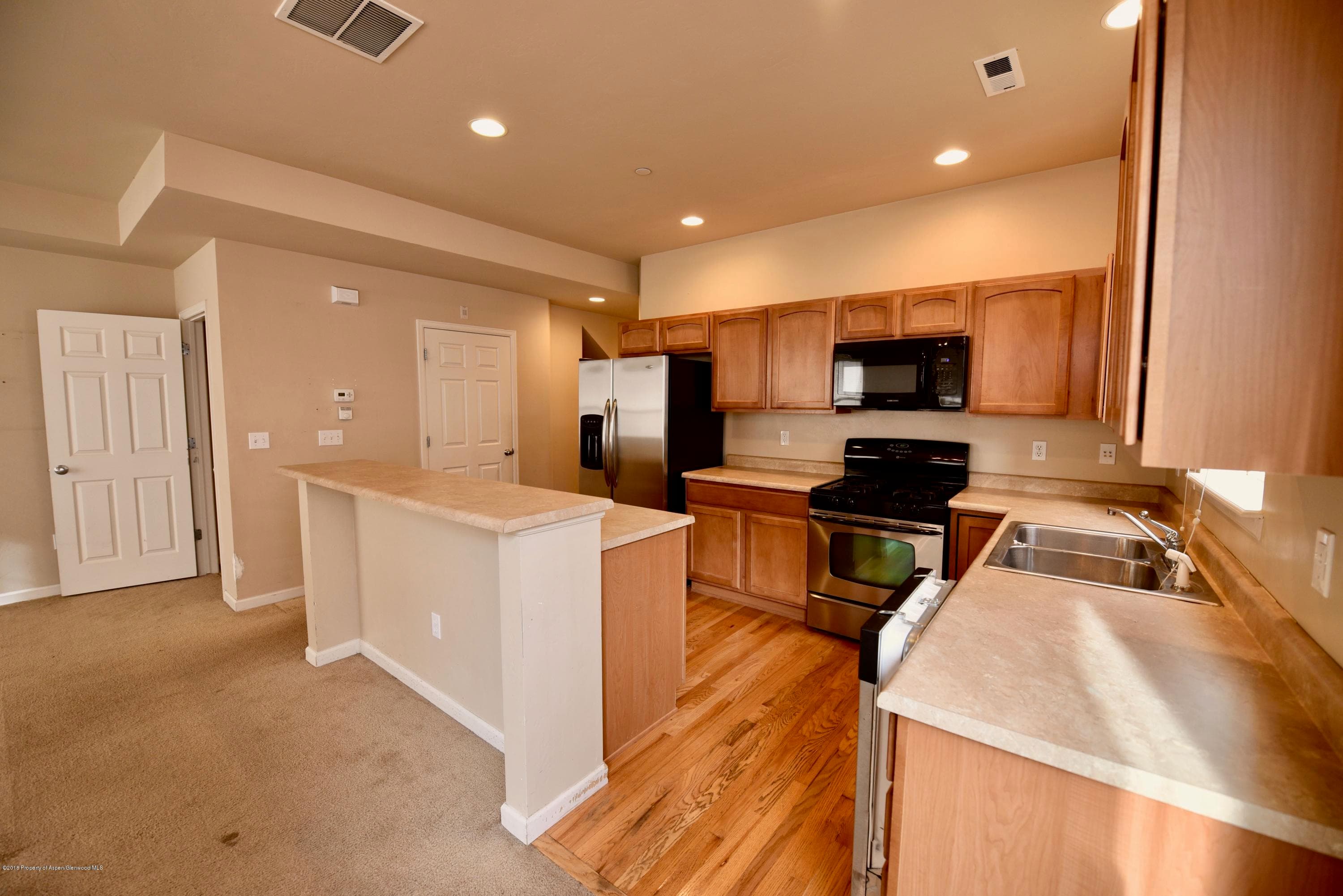 142 Airport Road - Photo 2