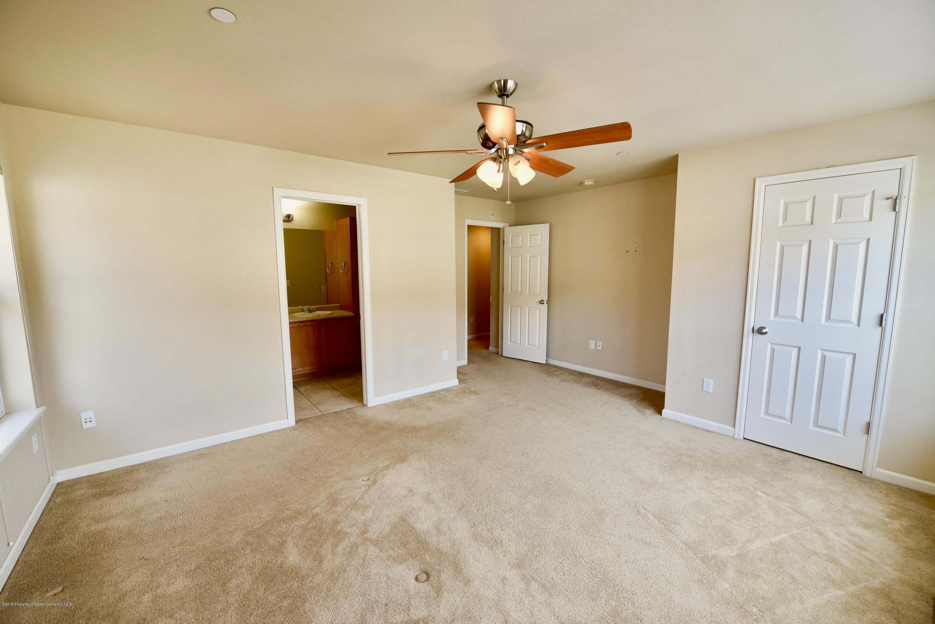 142 Airport Road - Photo 10