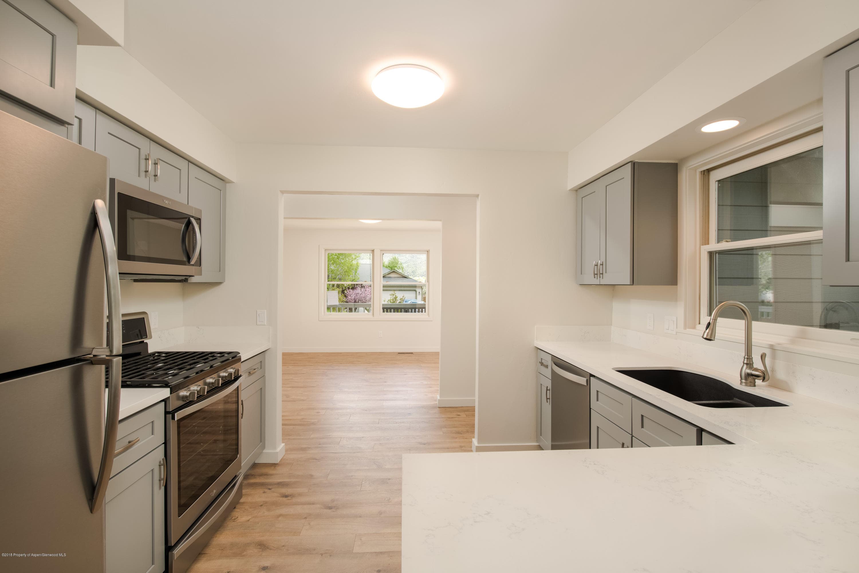330 Goose Lane - Photo 6