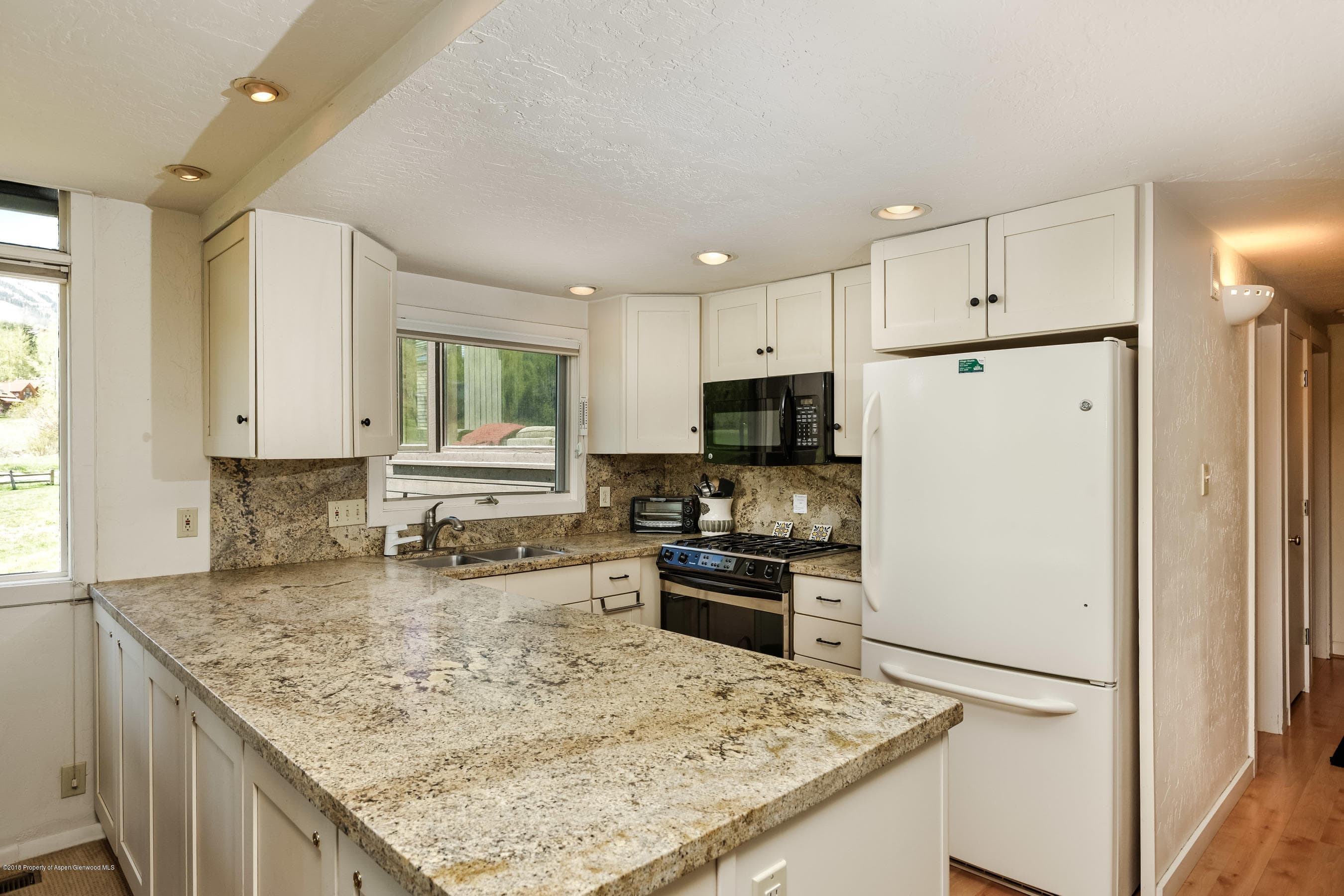 4000 Brush Creek Road 21 - Photo 4