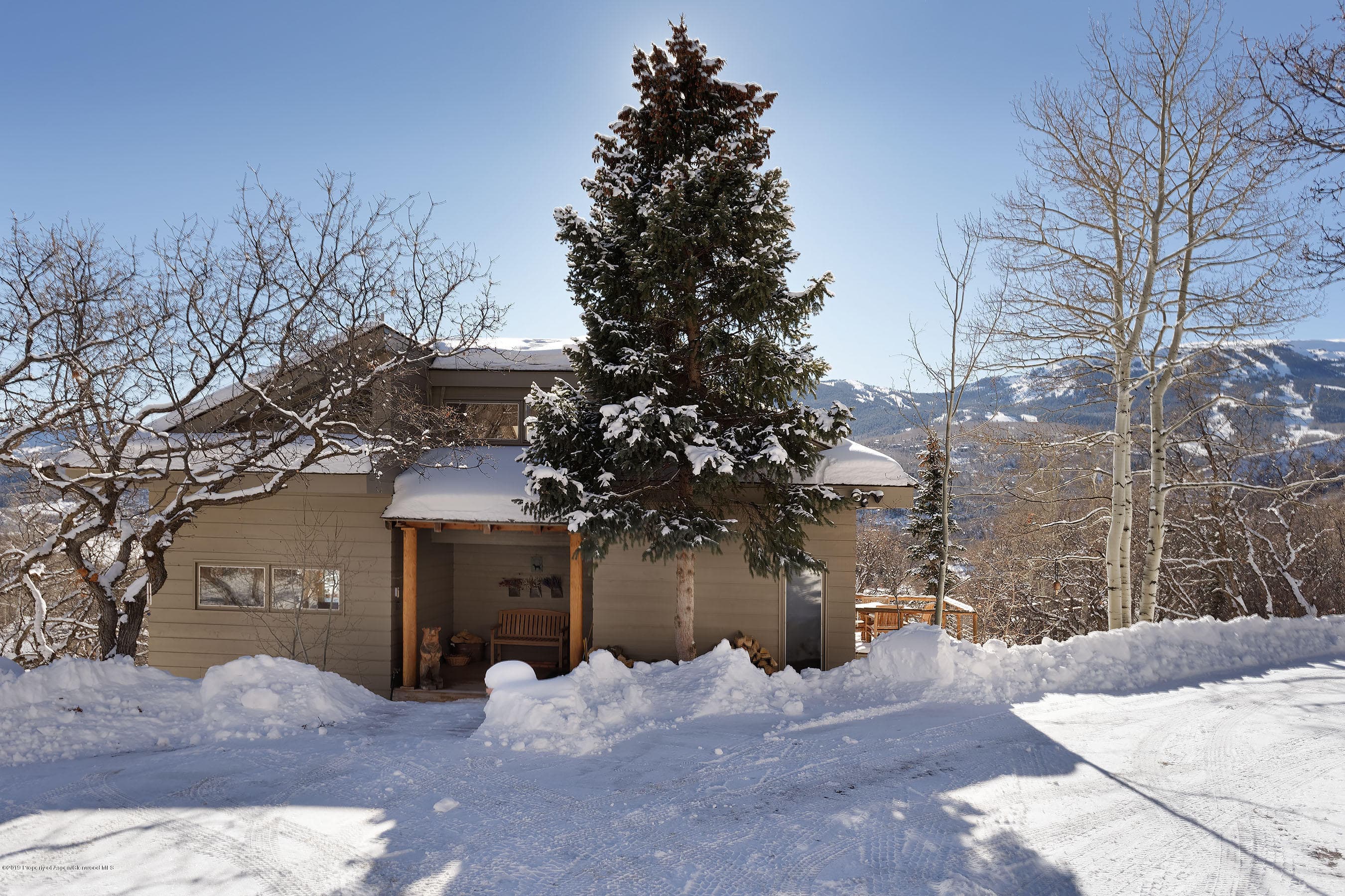 466 Sinclair Road - Photo 2