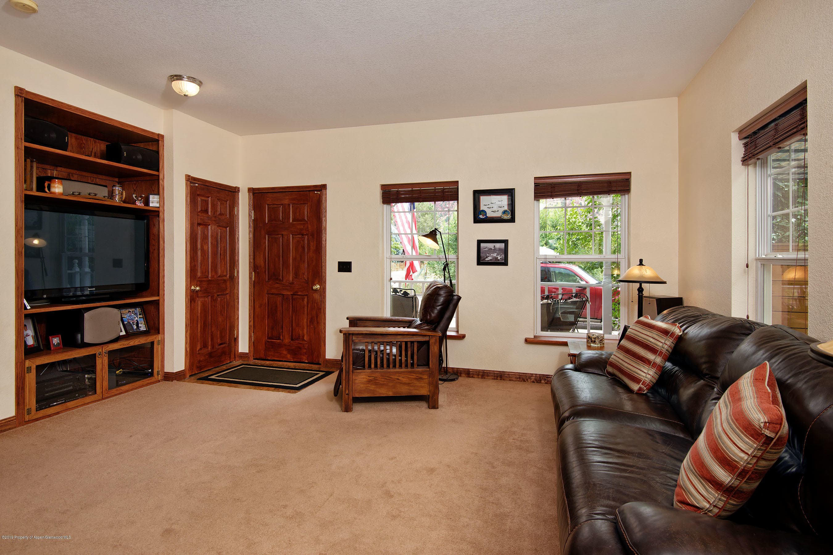 1656 Crawford Way - Photo 4