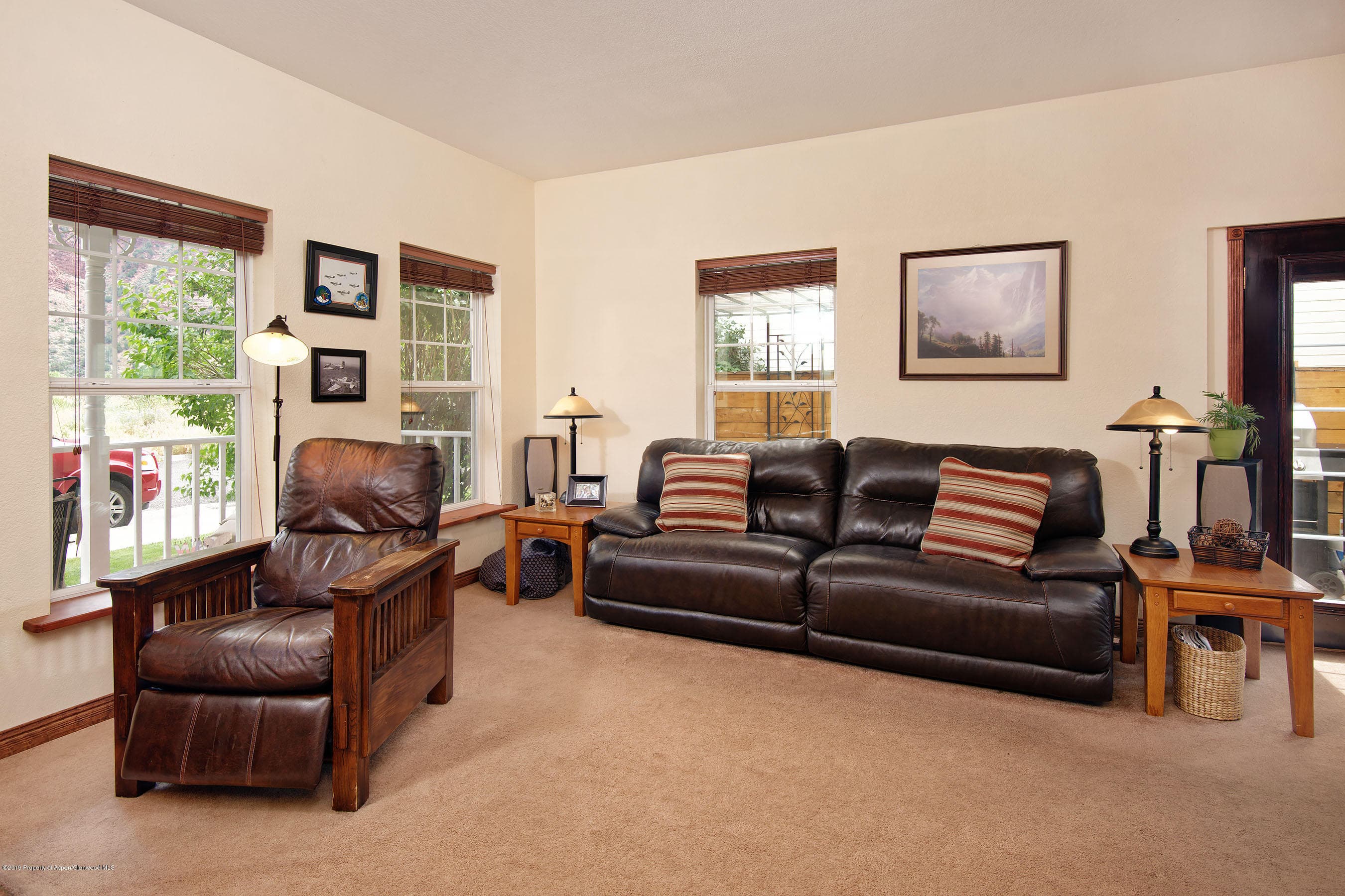 1656 Crawford Way - Photo 3