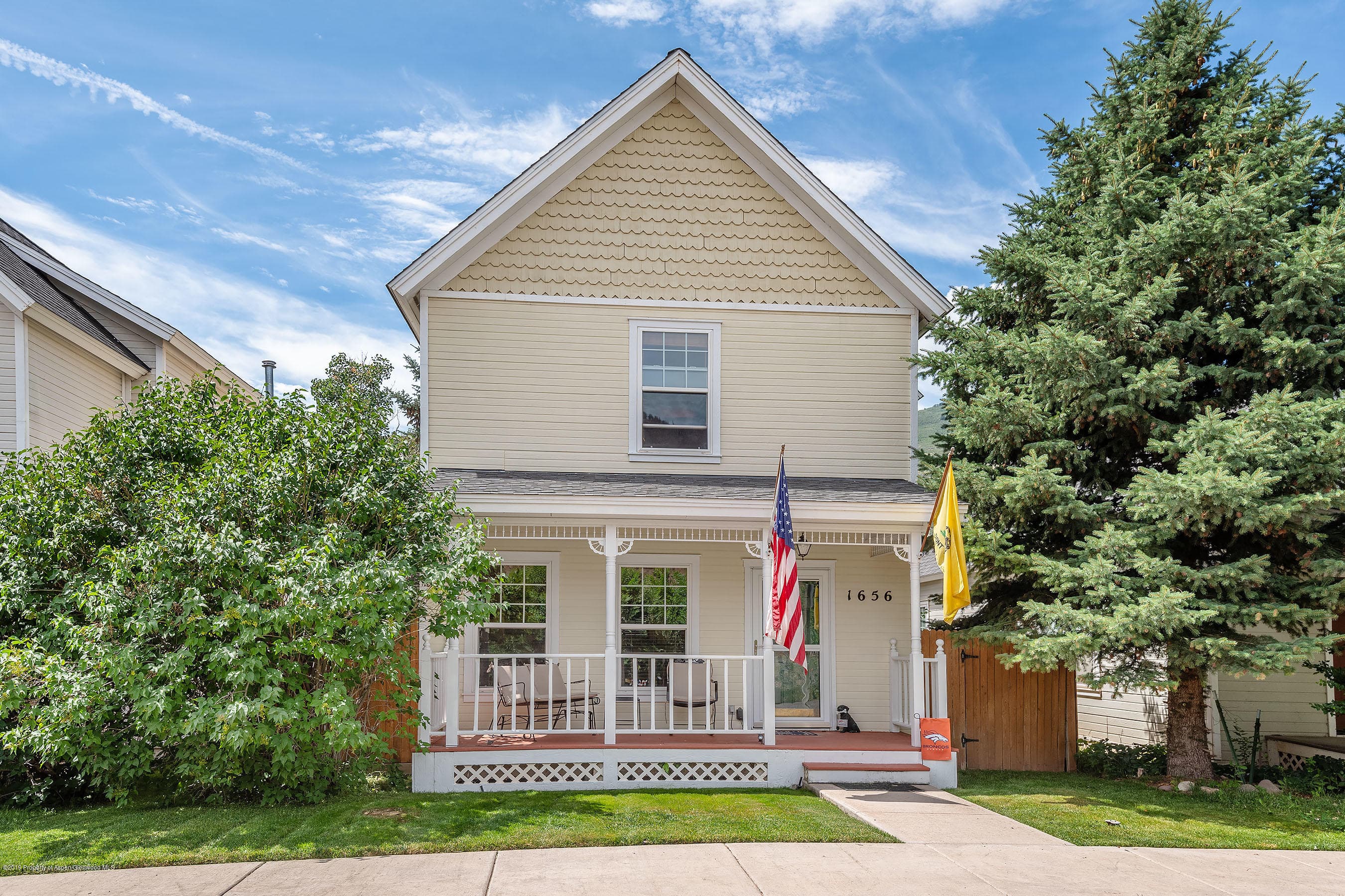 1656 Crawford Way, Glenwood Springs, CO 81601