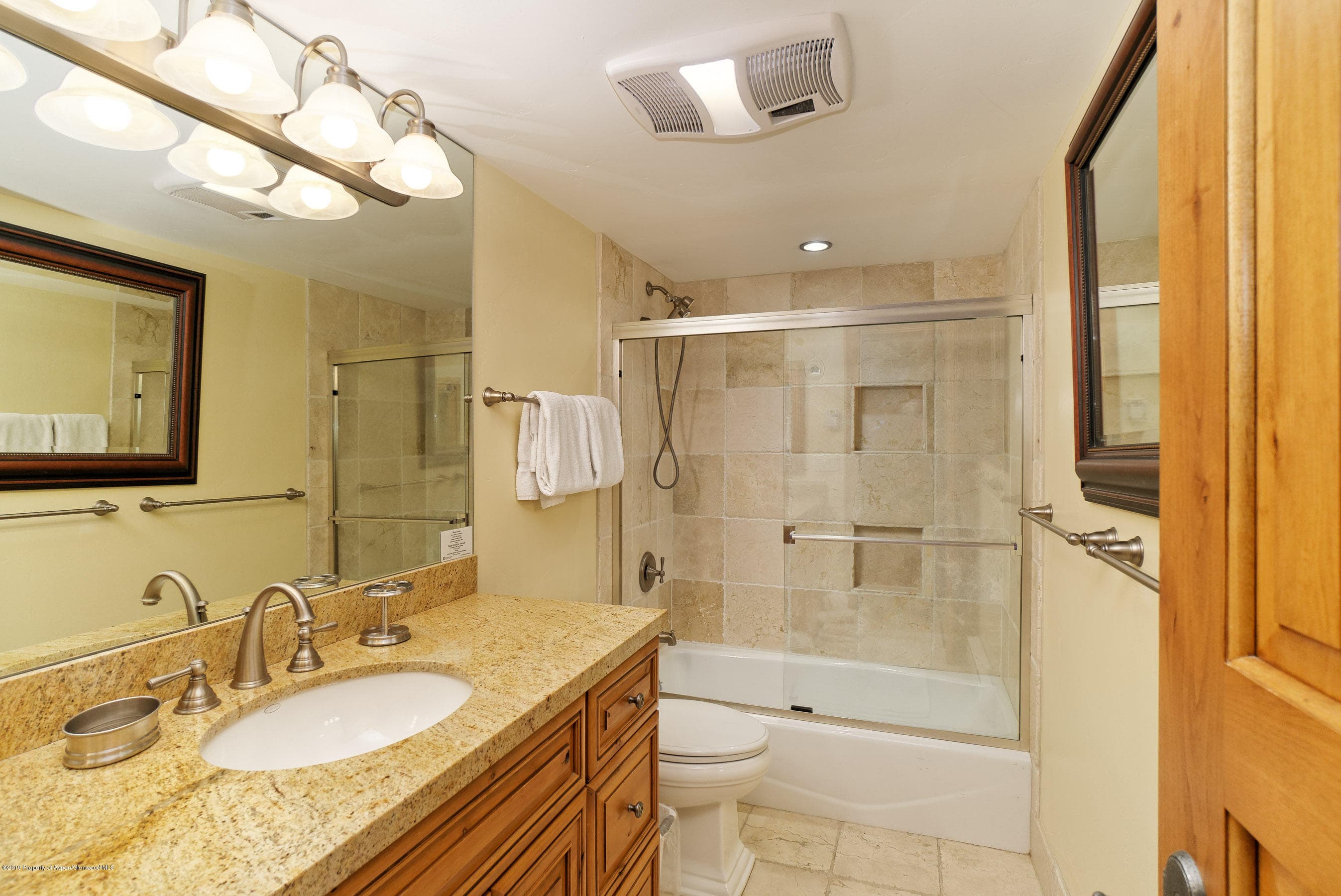 855 Carriage Way Summit 101 - Photo 9