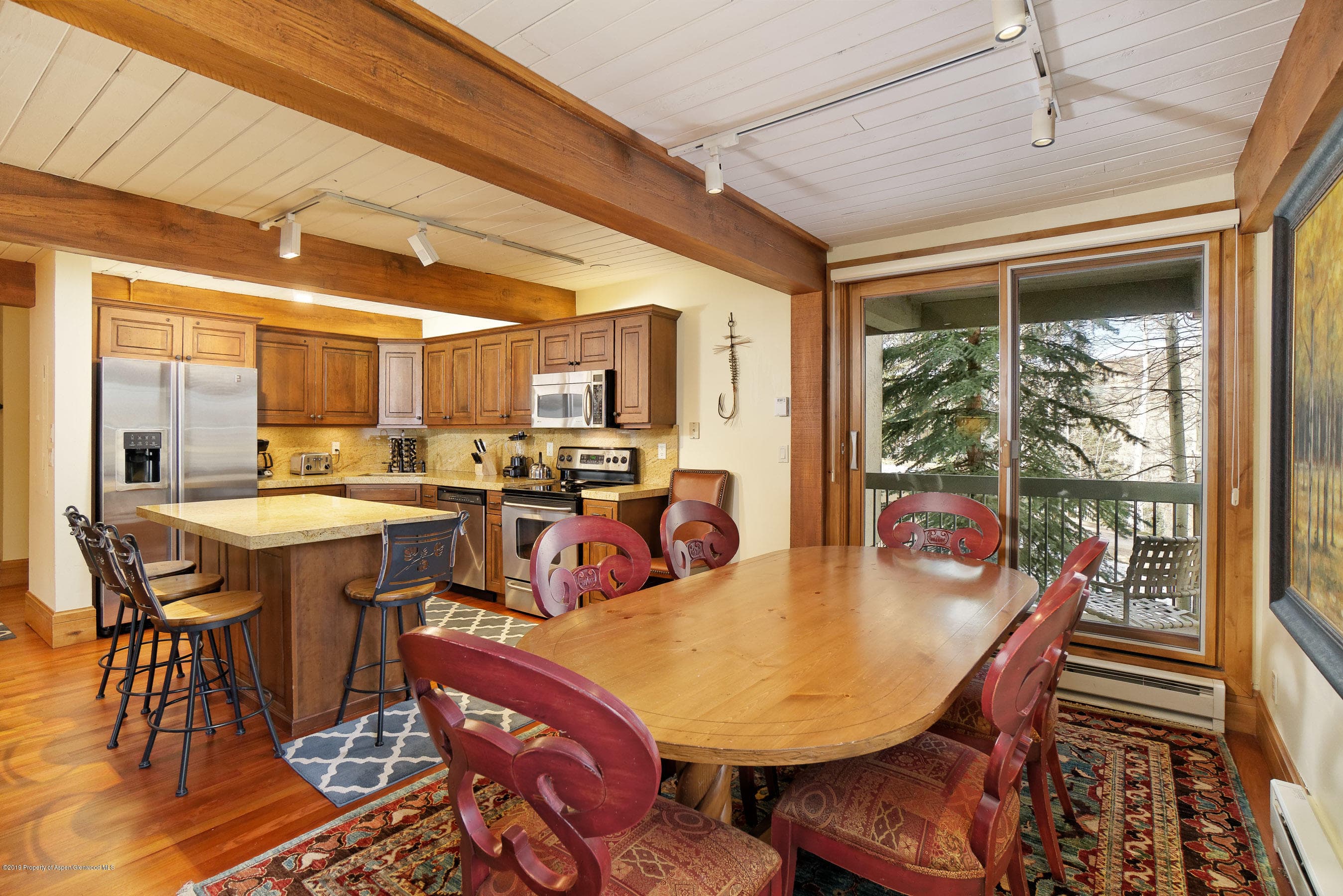 855 Carriage Way Summit 101 - Photo 3