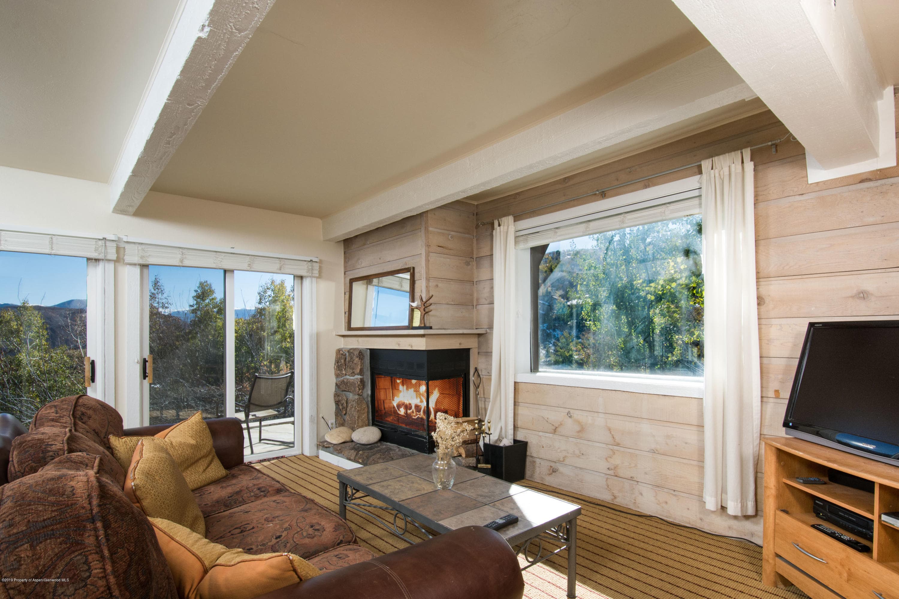 55 Upper Woodbridge Road K-2 - Photo 3