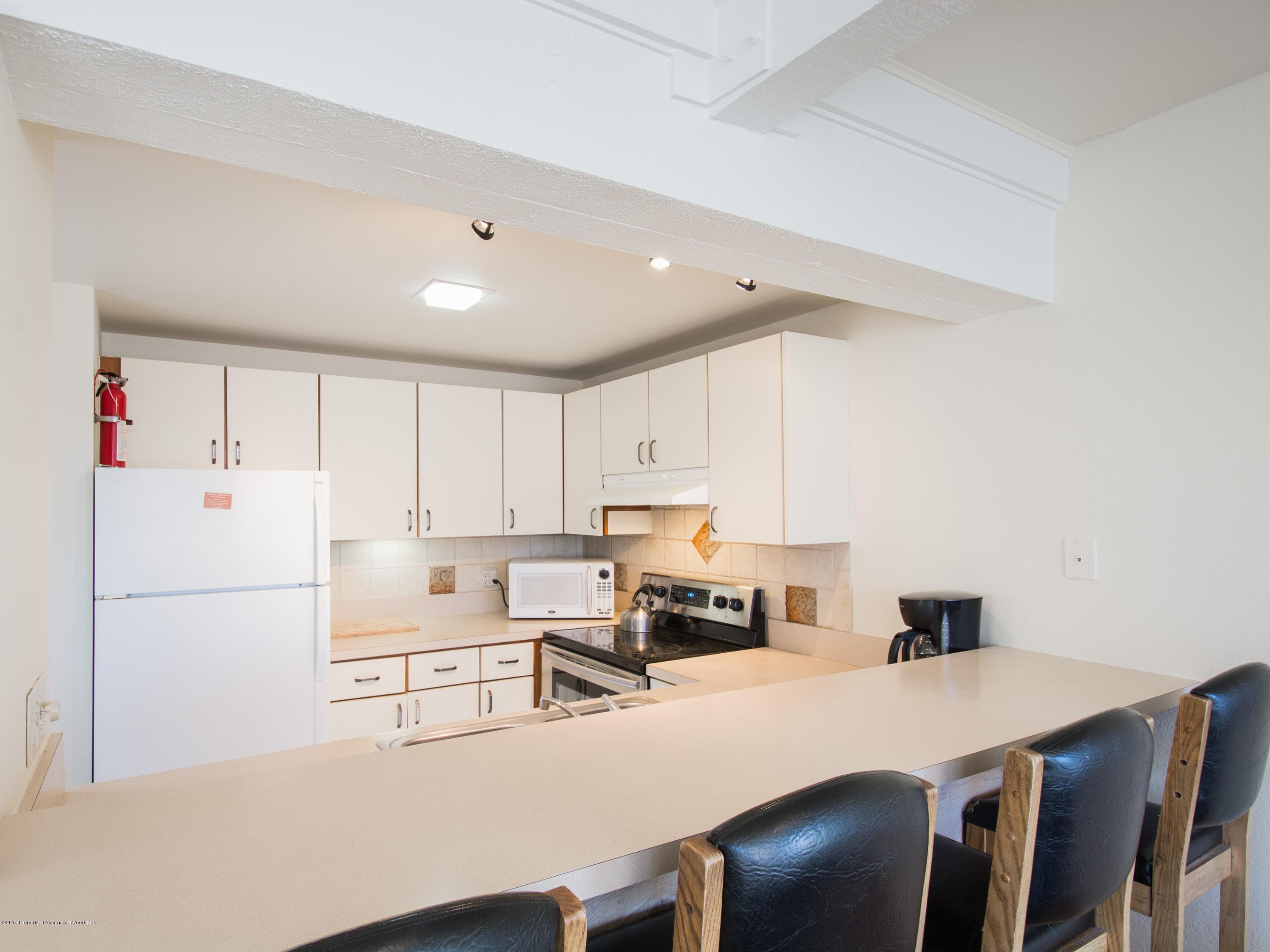 55 Upper Woodbridge Road K-2 - Photo 7