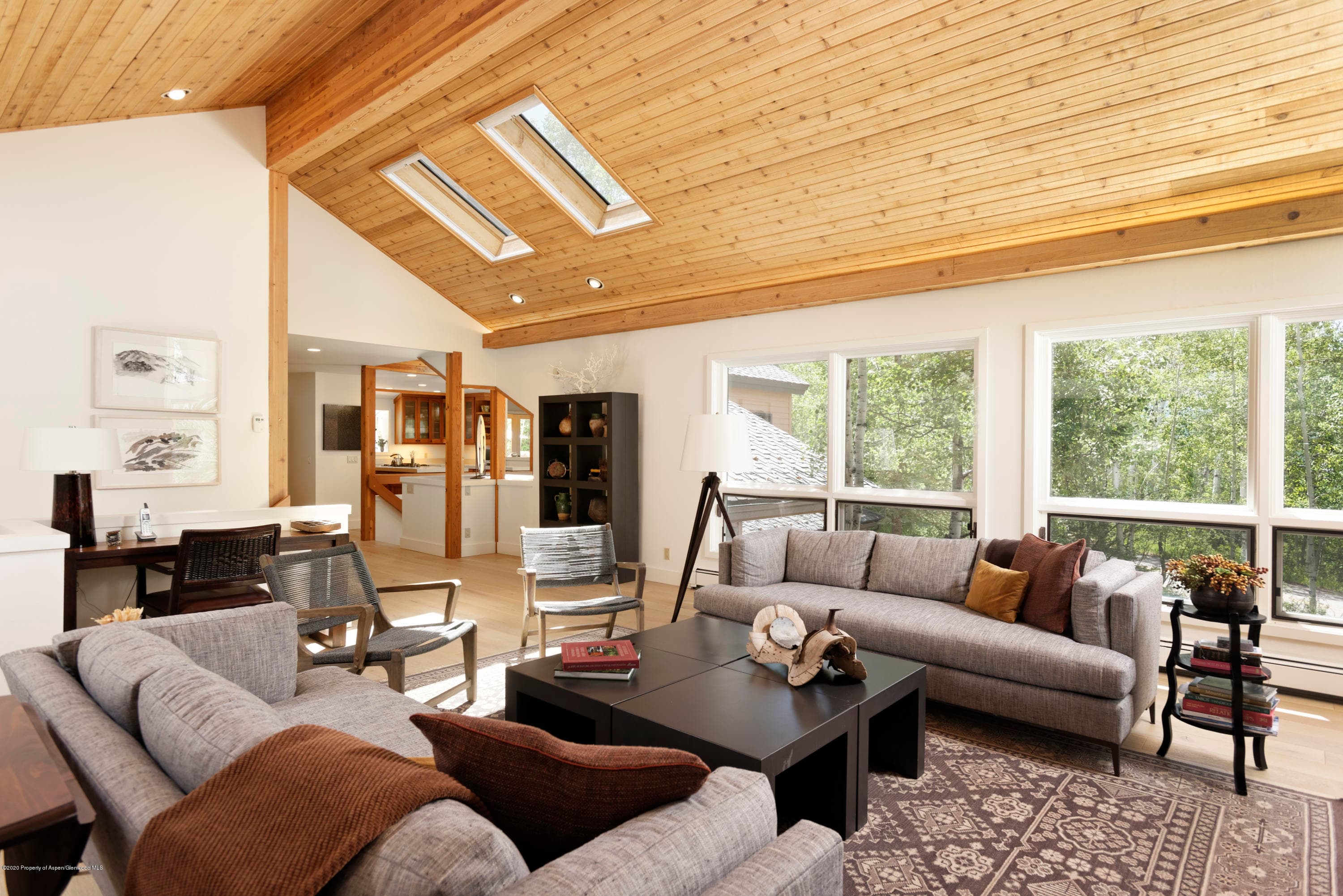 1084 Faraway Road - Photo 3