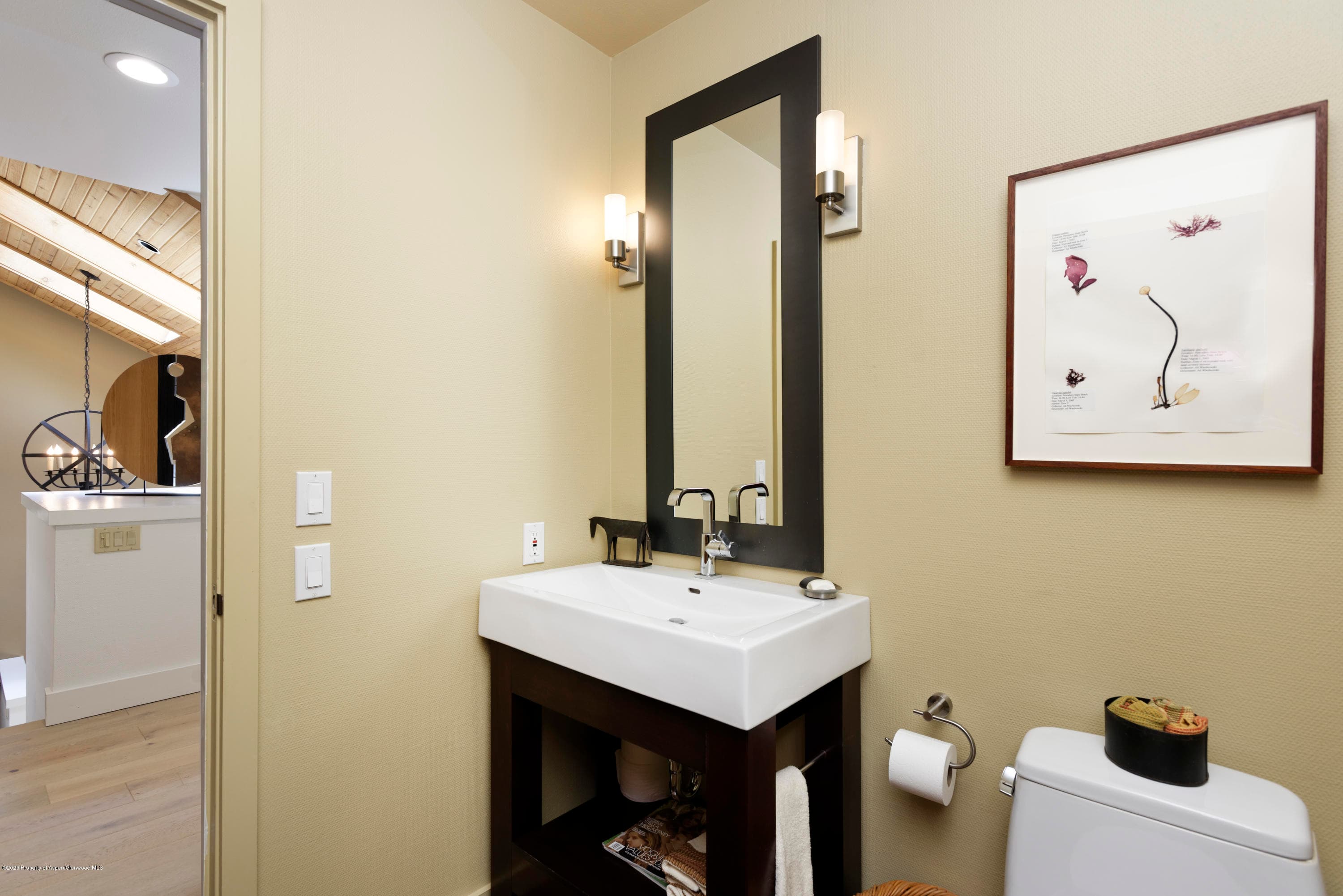 1084 Faraway Road - Photo 10