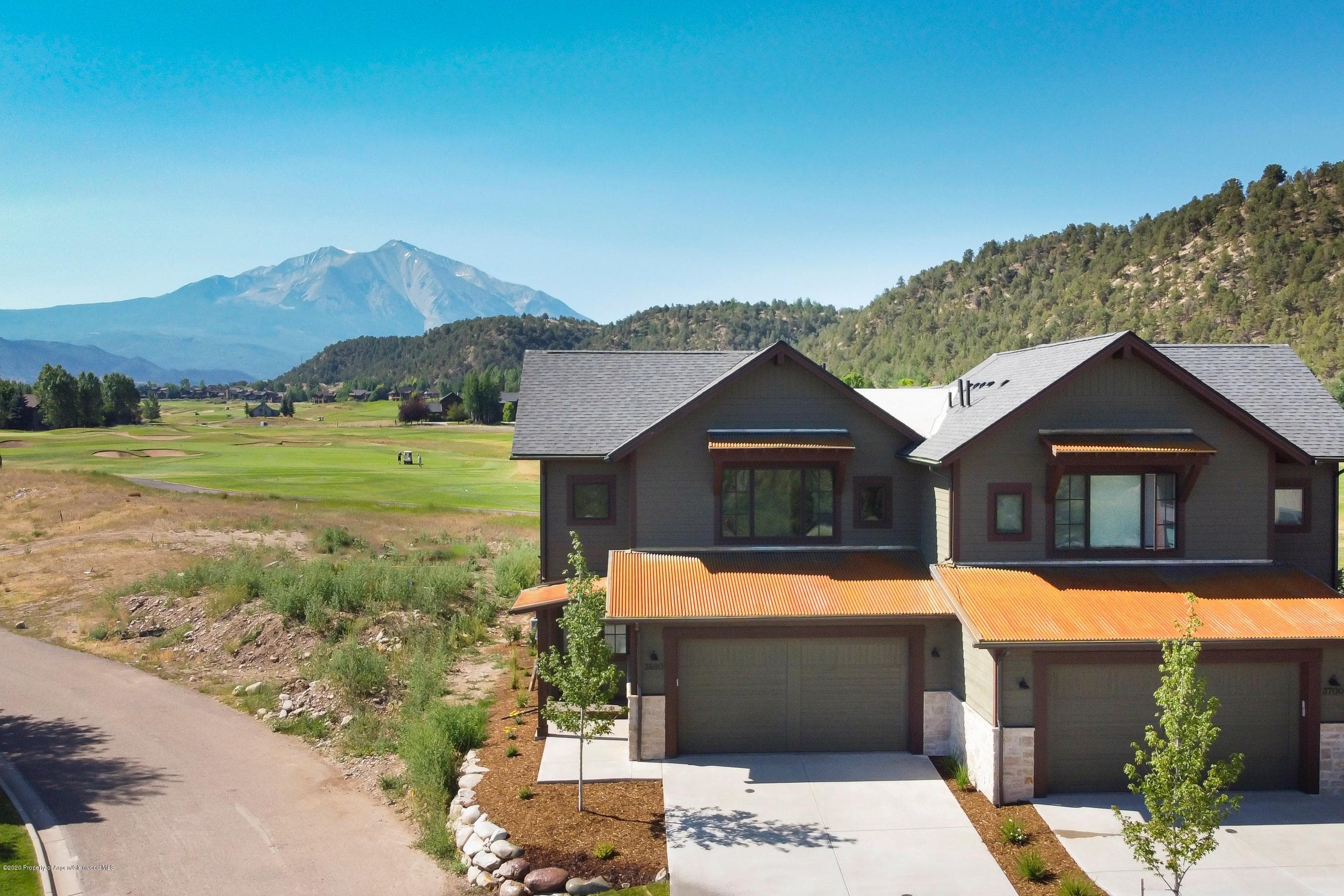 3660 Crystal Bridge Drive - Photo 2