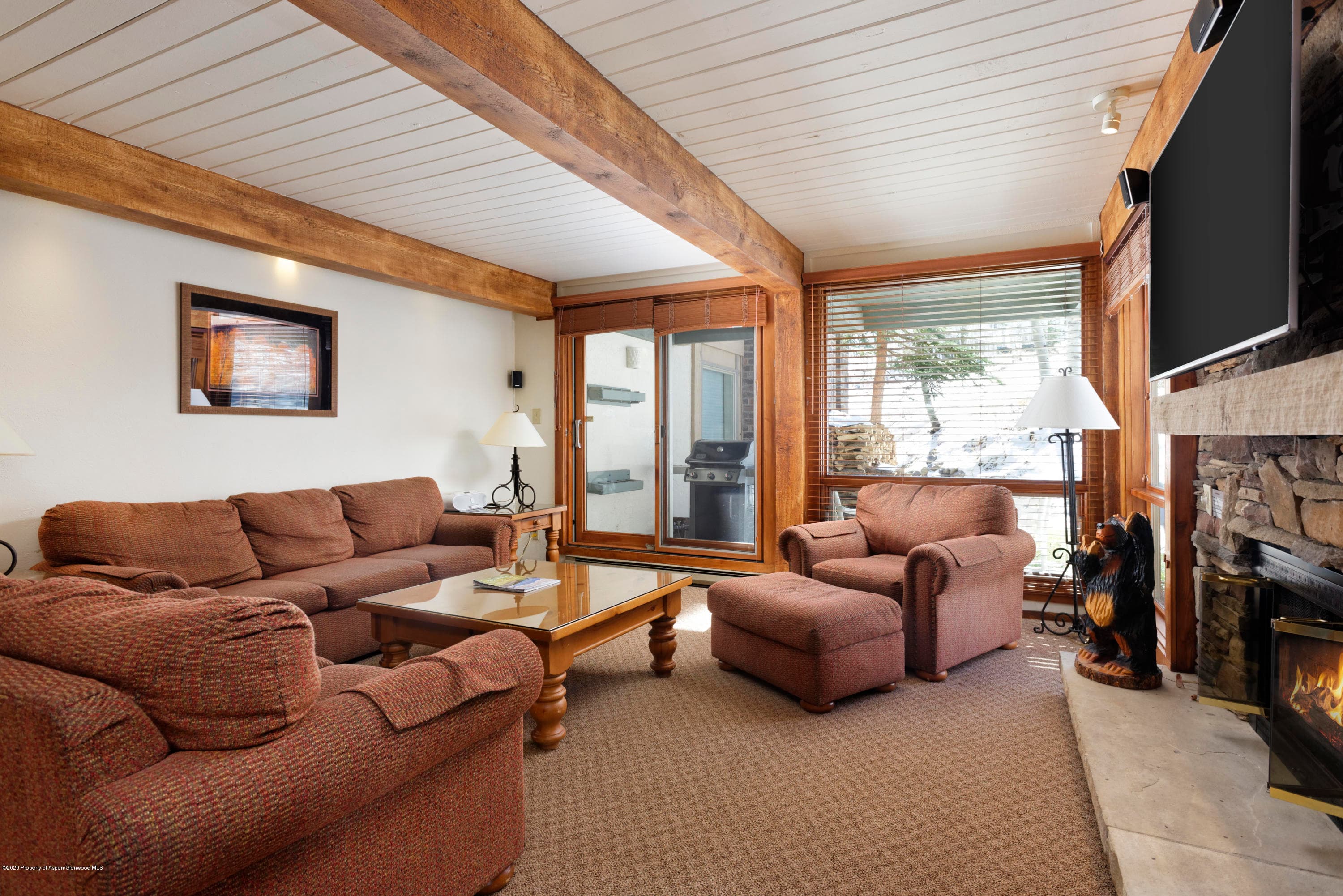 855 Carriage Way Summit 105 - Photo 3