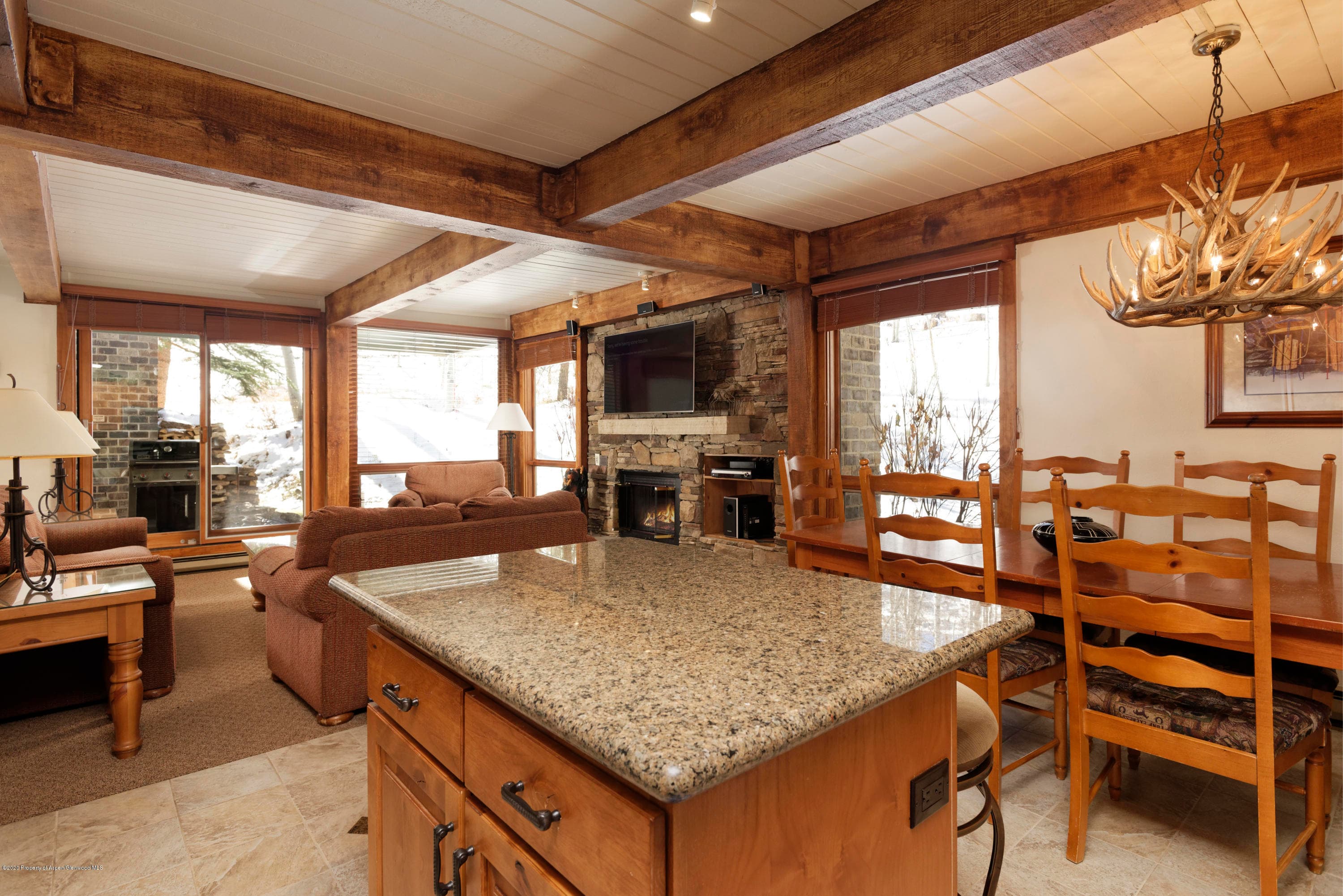 855 Carriage Way Summit 105 - Photo 7