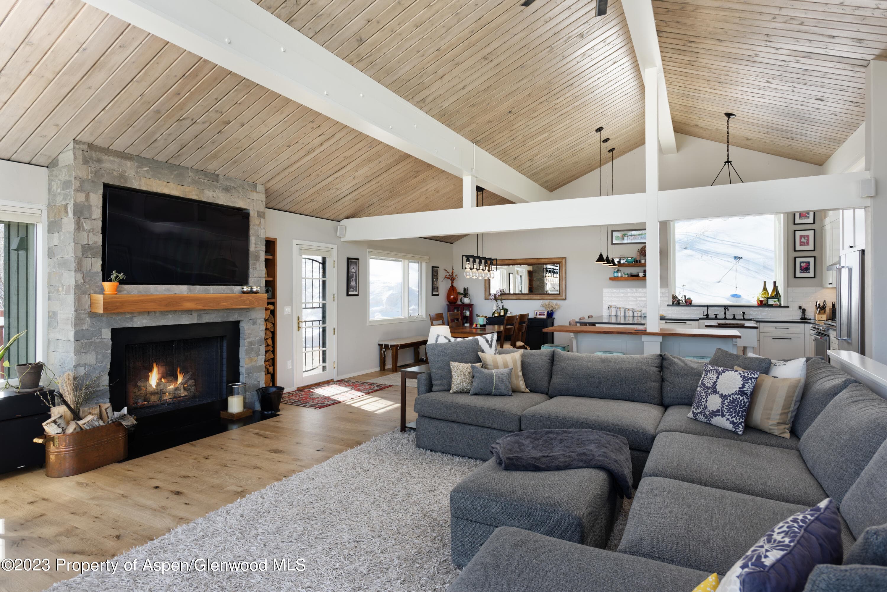 796 Faraway Road - Photo 4