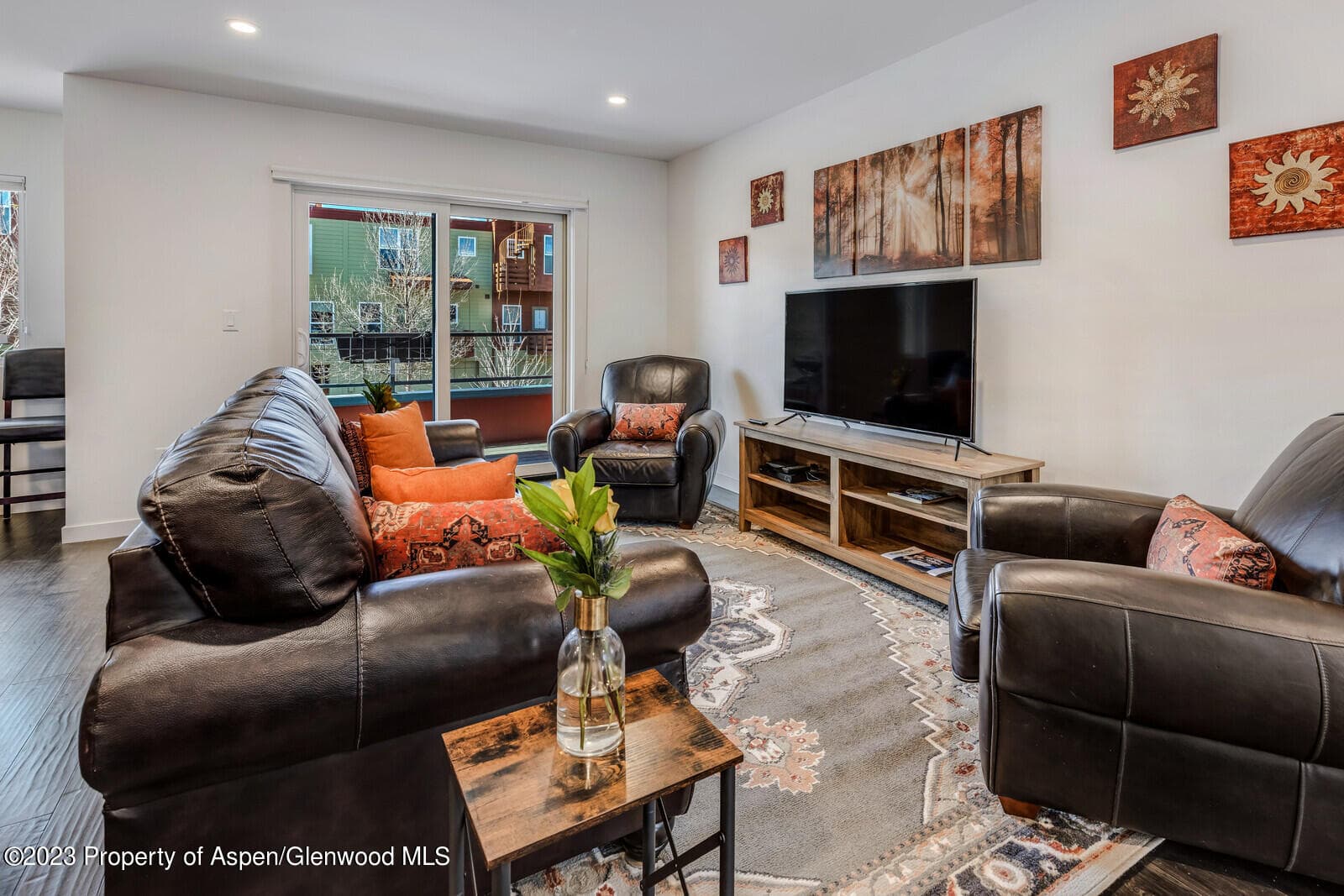 69 Village Ln - Photo 3