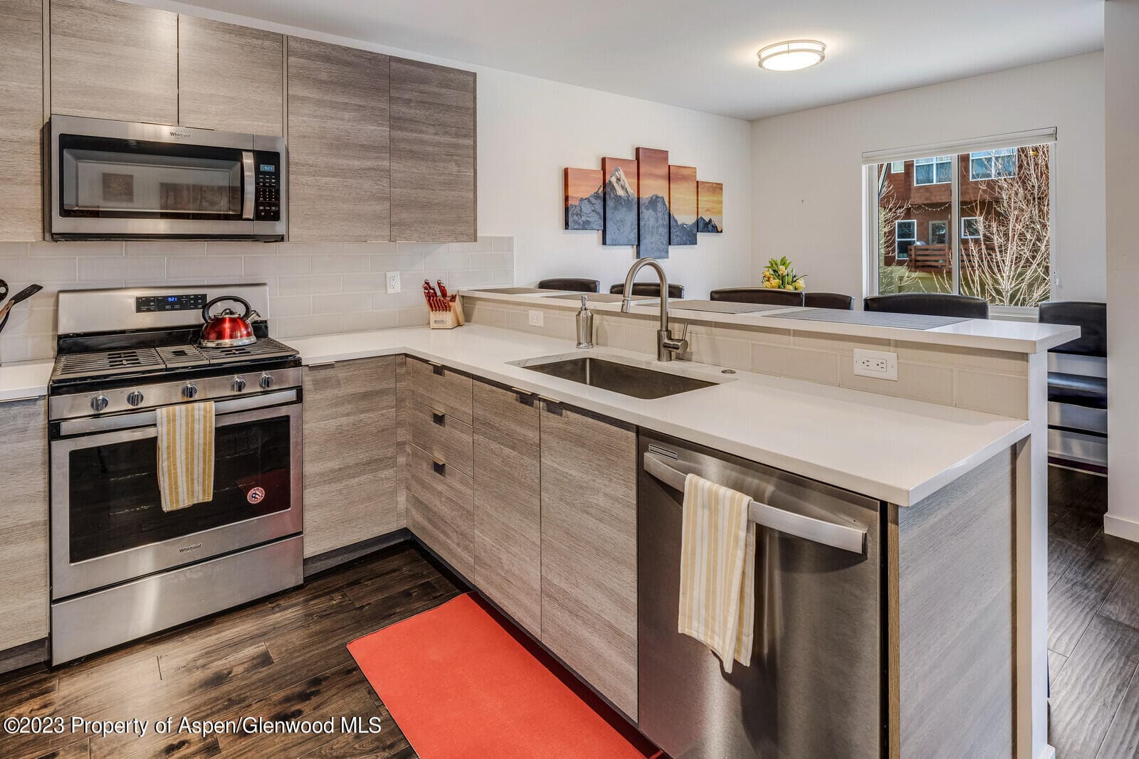 69 Village Ln - Photo 9