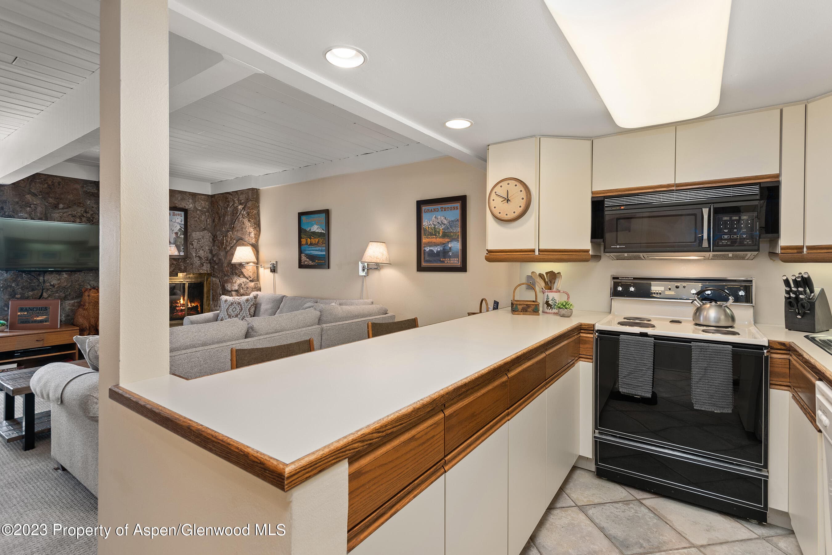30 Anderson Lane 814 - Photo 2