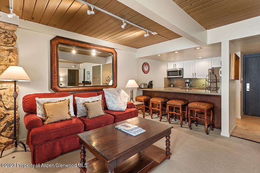 30 Anderson Lane 803 - Photo 2