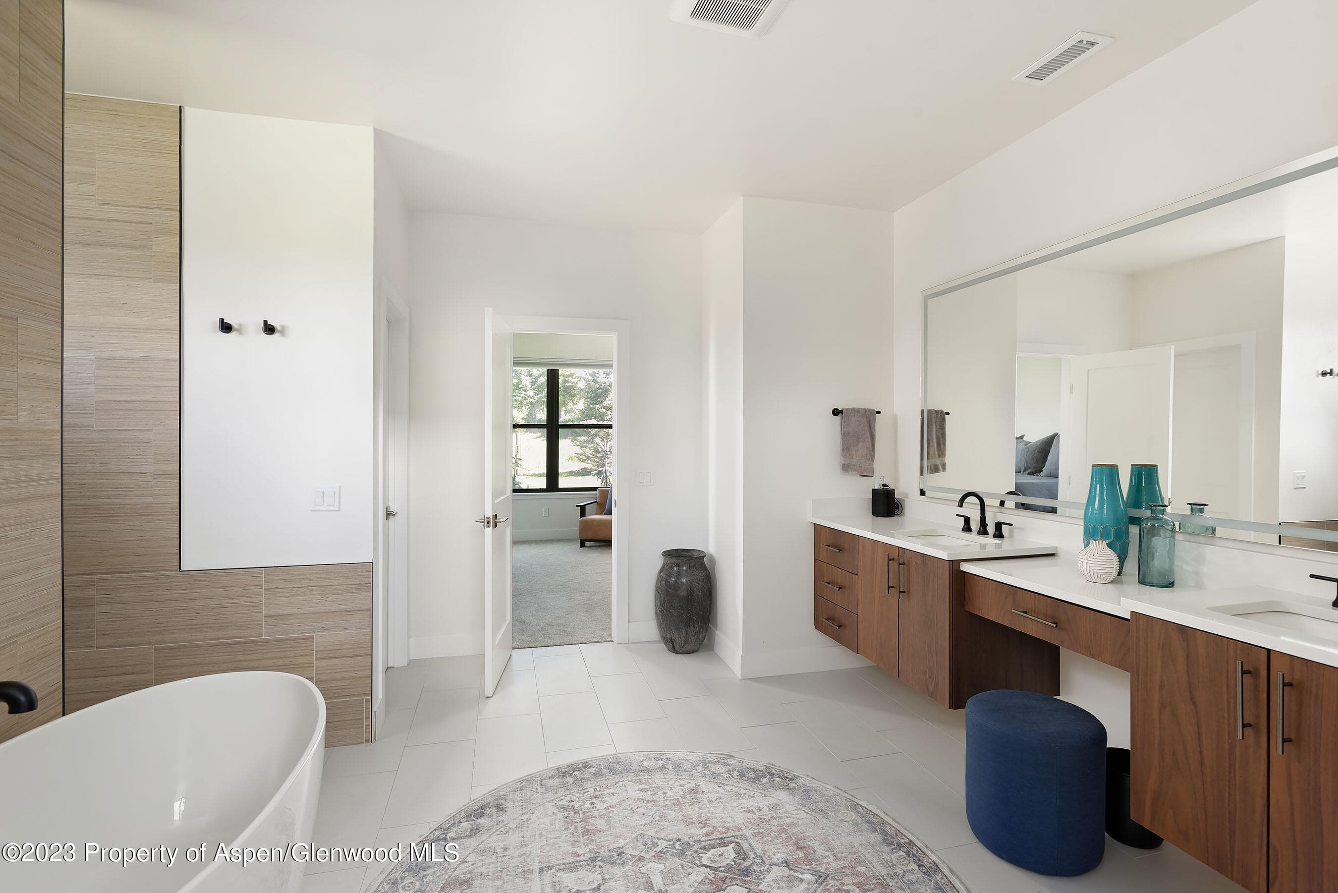 482 Equestrian Way - Photo 8