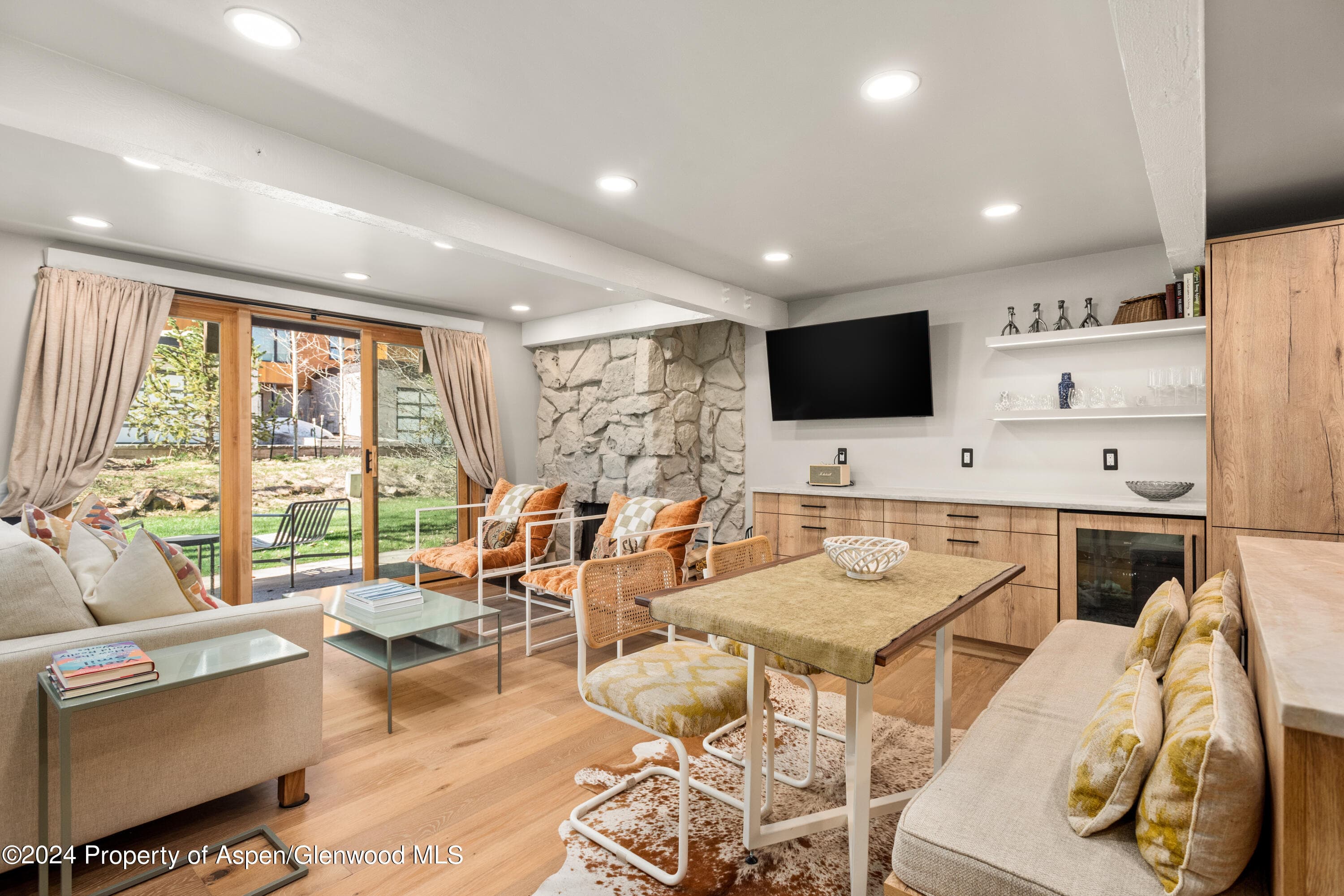 131 E Durant Avenue 208, Aspen, CO 81611 - Photo 1