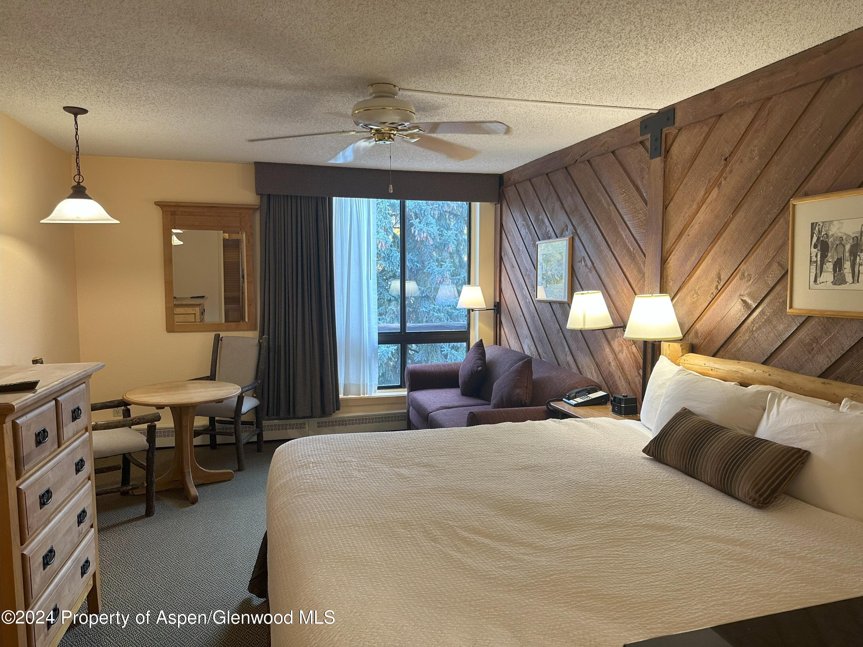 300 Carriage Way 618 - Photo 2