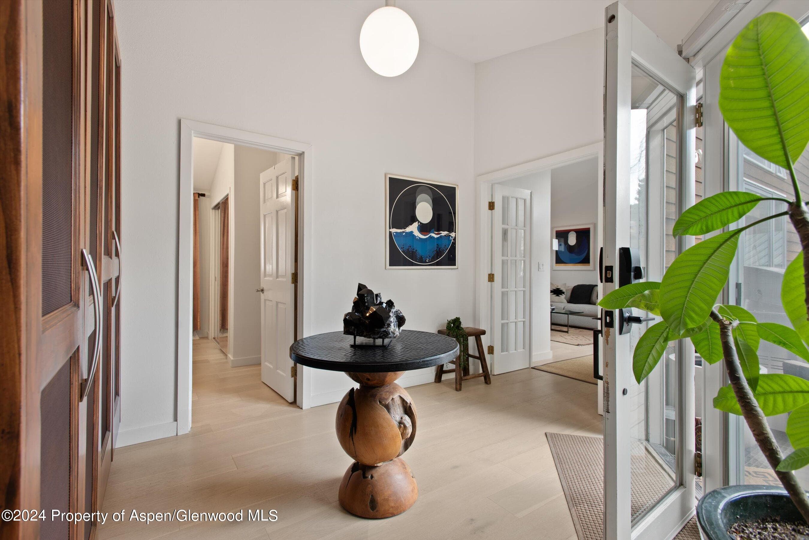 140 Maple Lane - Photo 5