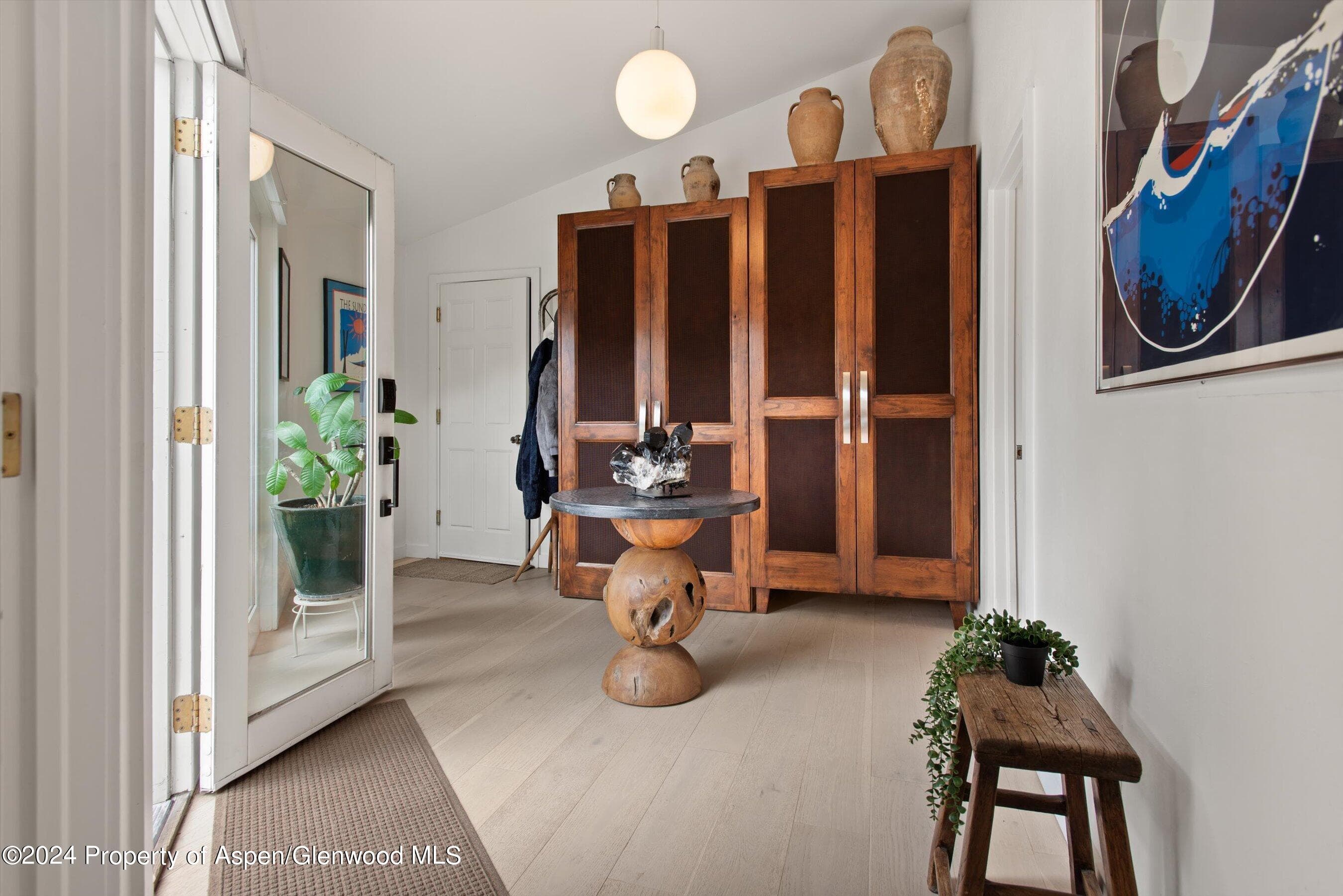 140 Maple Lane - Photo 6