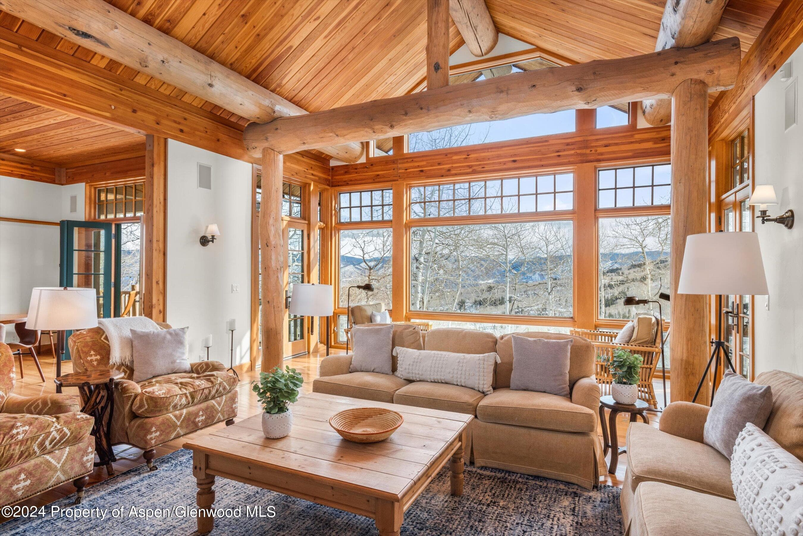 1614 Faraway Road - Photo 2