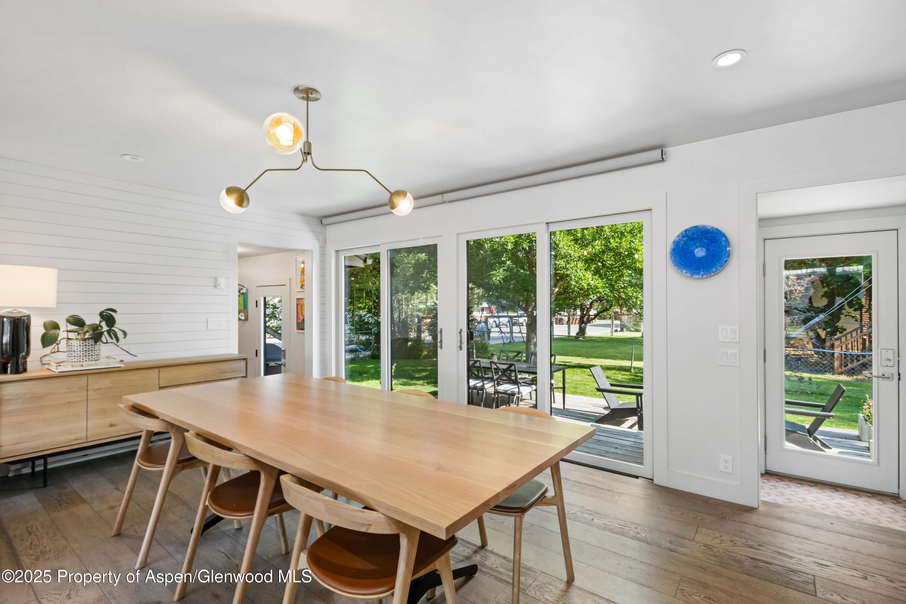 189 Capitol Avenue - Photo 8
