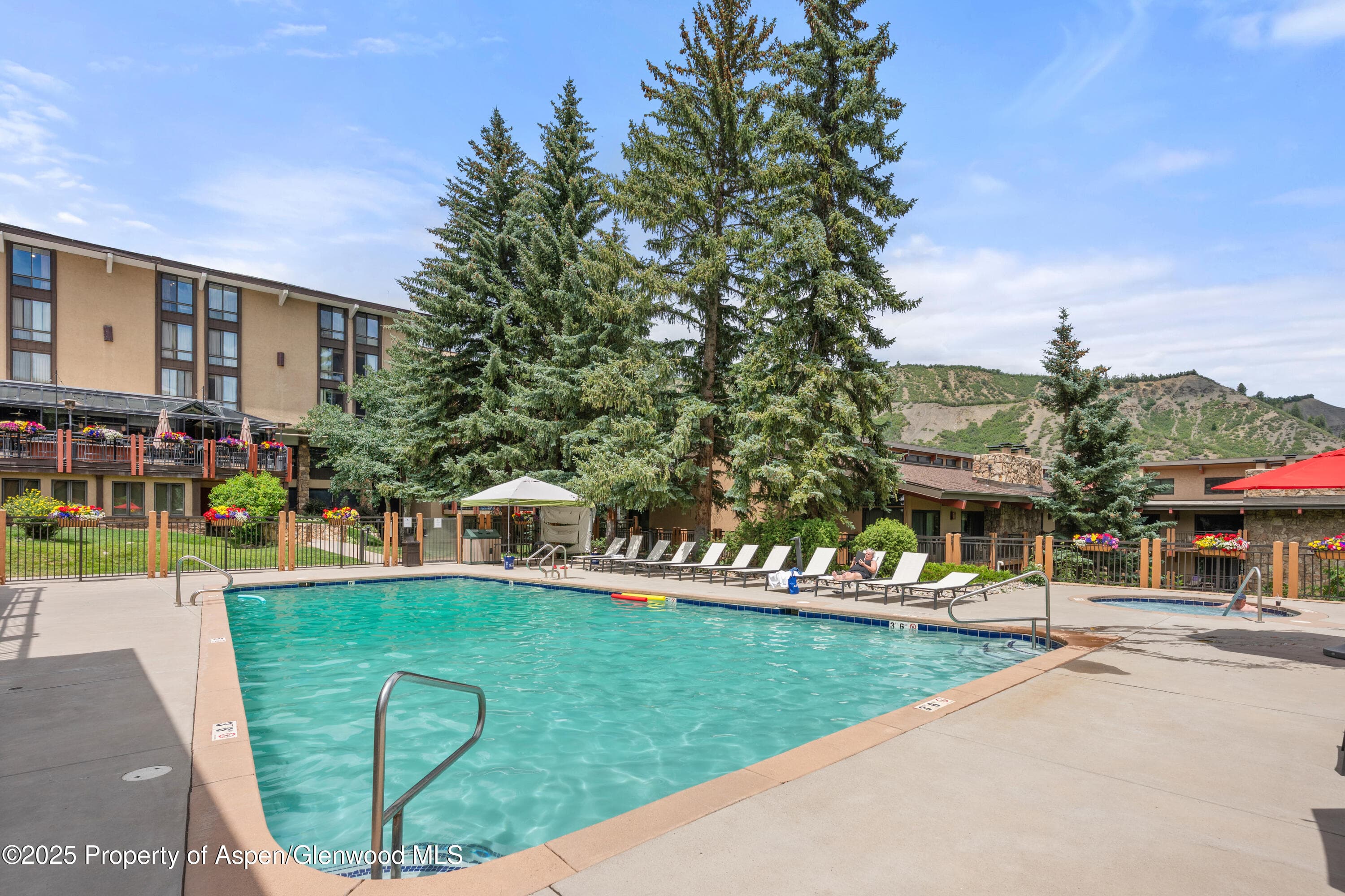300 Carriage Way 303 - Photo 10