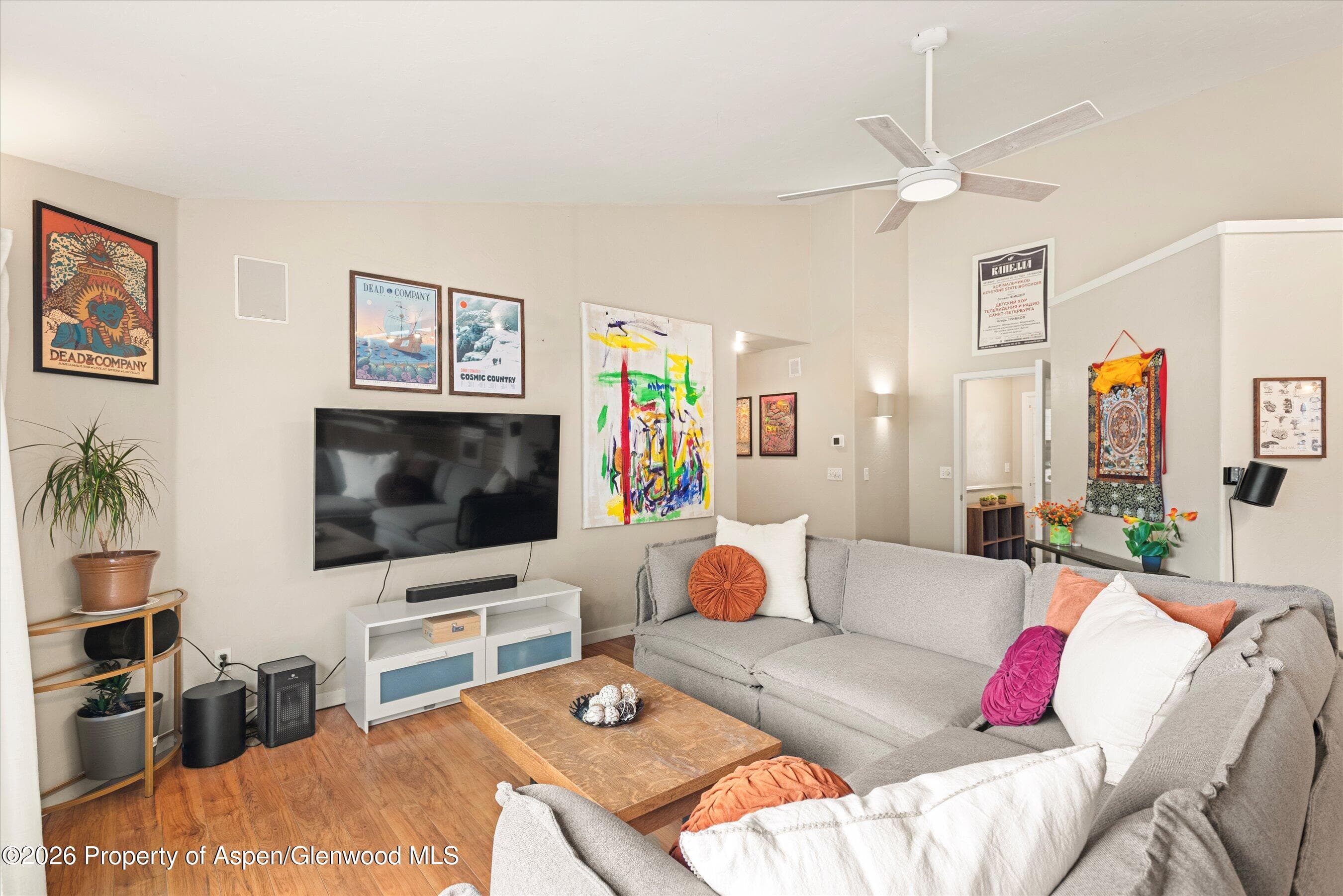 165 Summit Drive - Photo 4