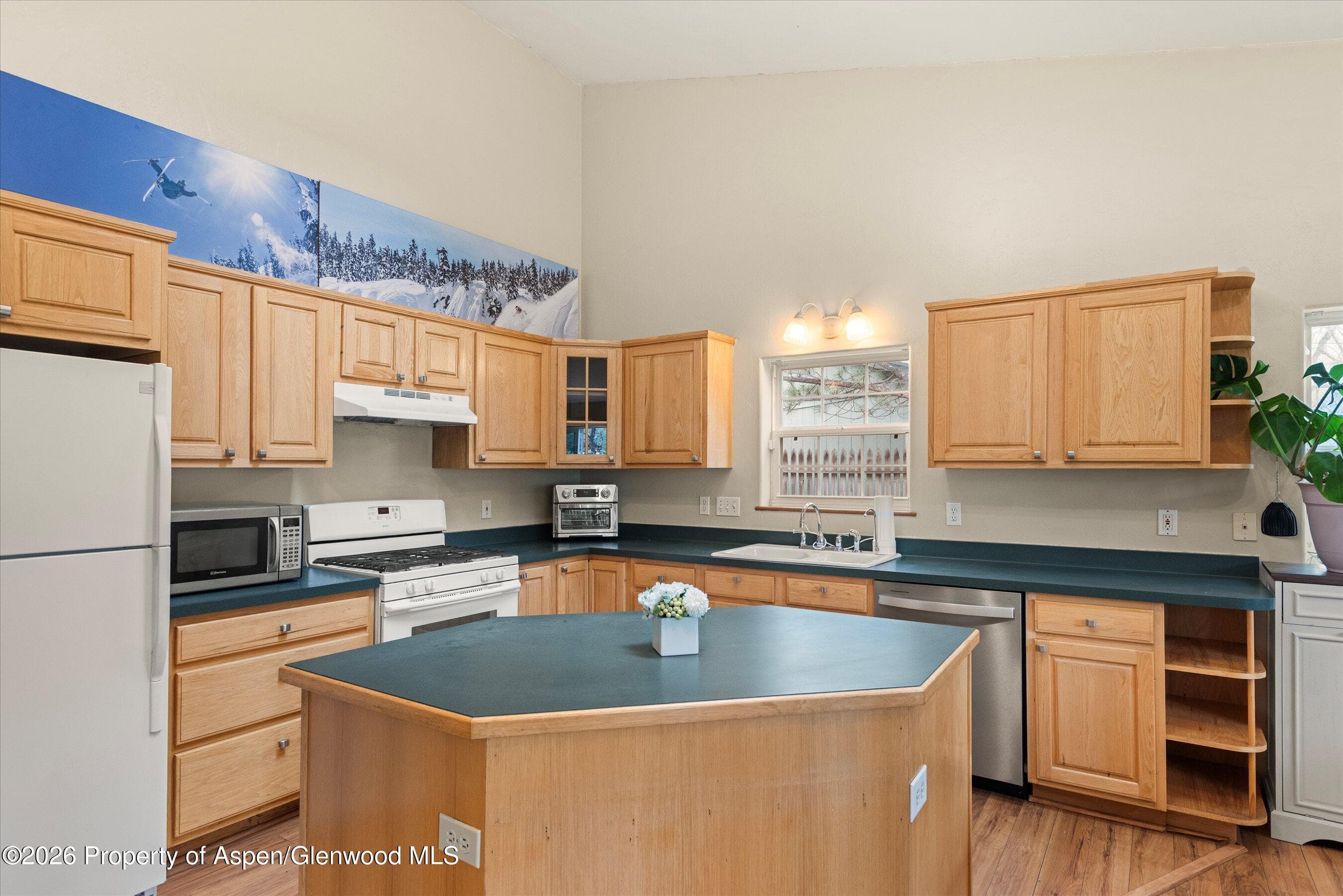 165 Summit Drive - Photo 8