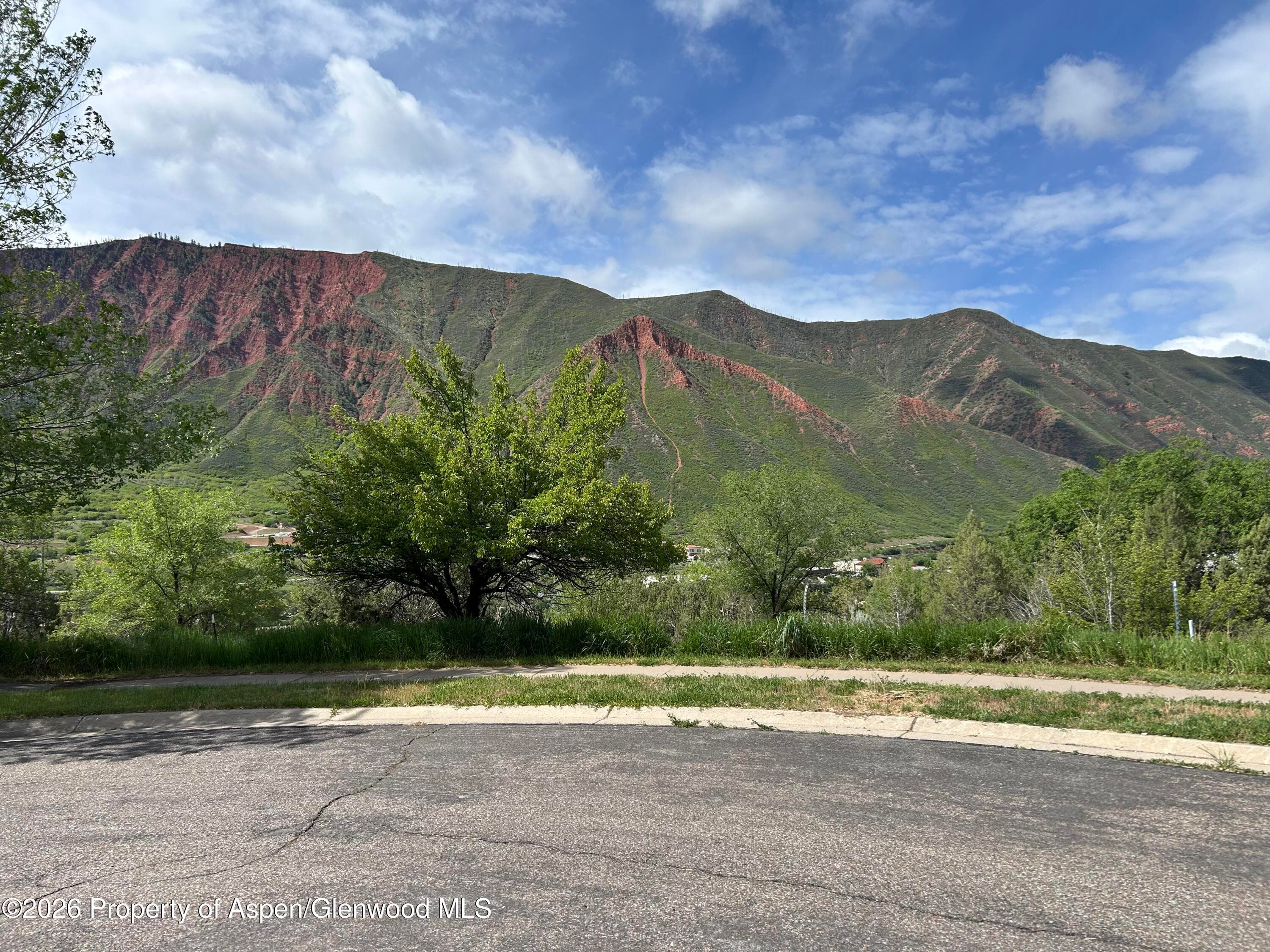 850 Greenway Drive, Glenwood Springs, CO 81601 - Photo 1