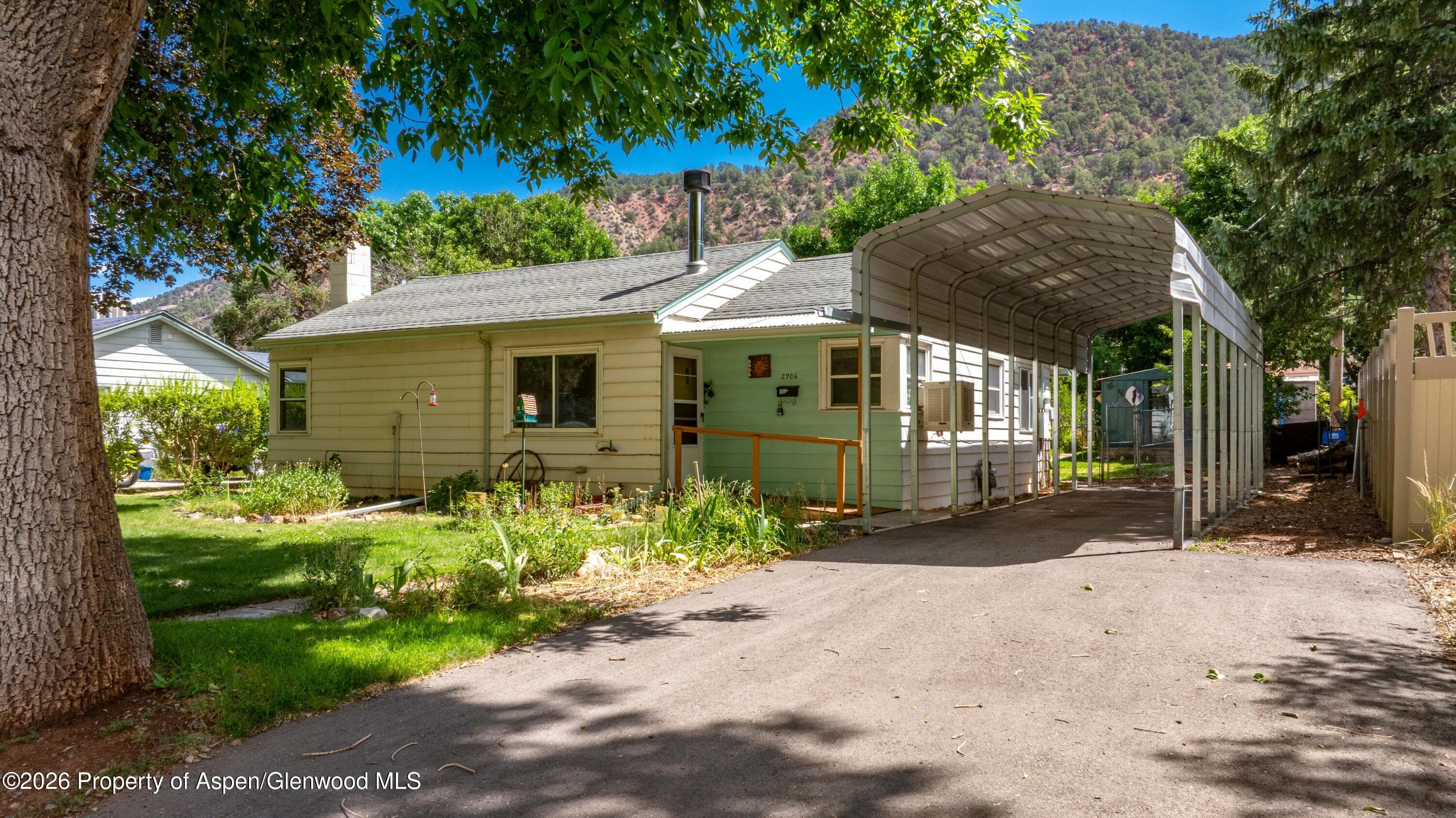2906 Sopris Avenue, Glenwood Springs, CO 81601 - Photo 1