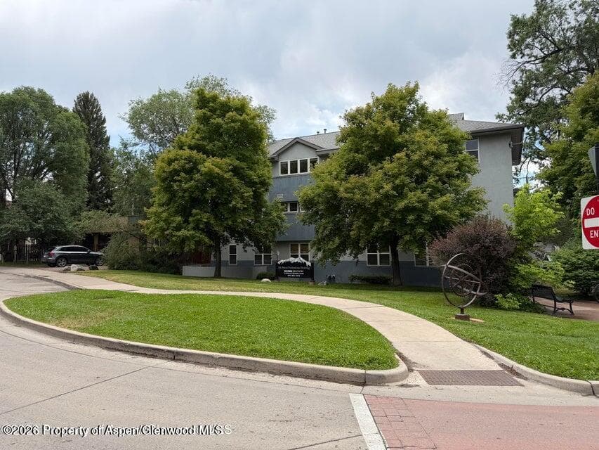 60 S 8th Street 301, Carbondale, CO 81623 - Photo 1