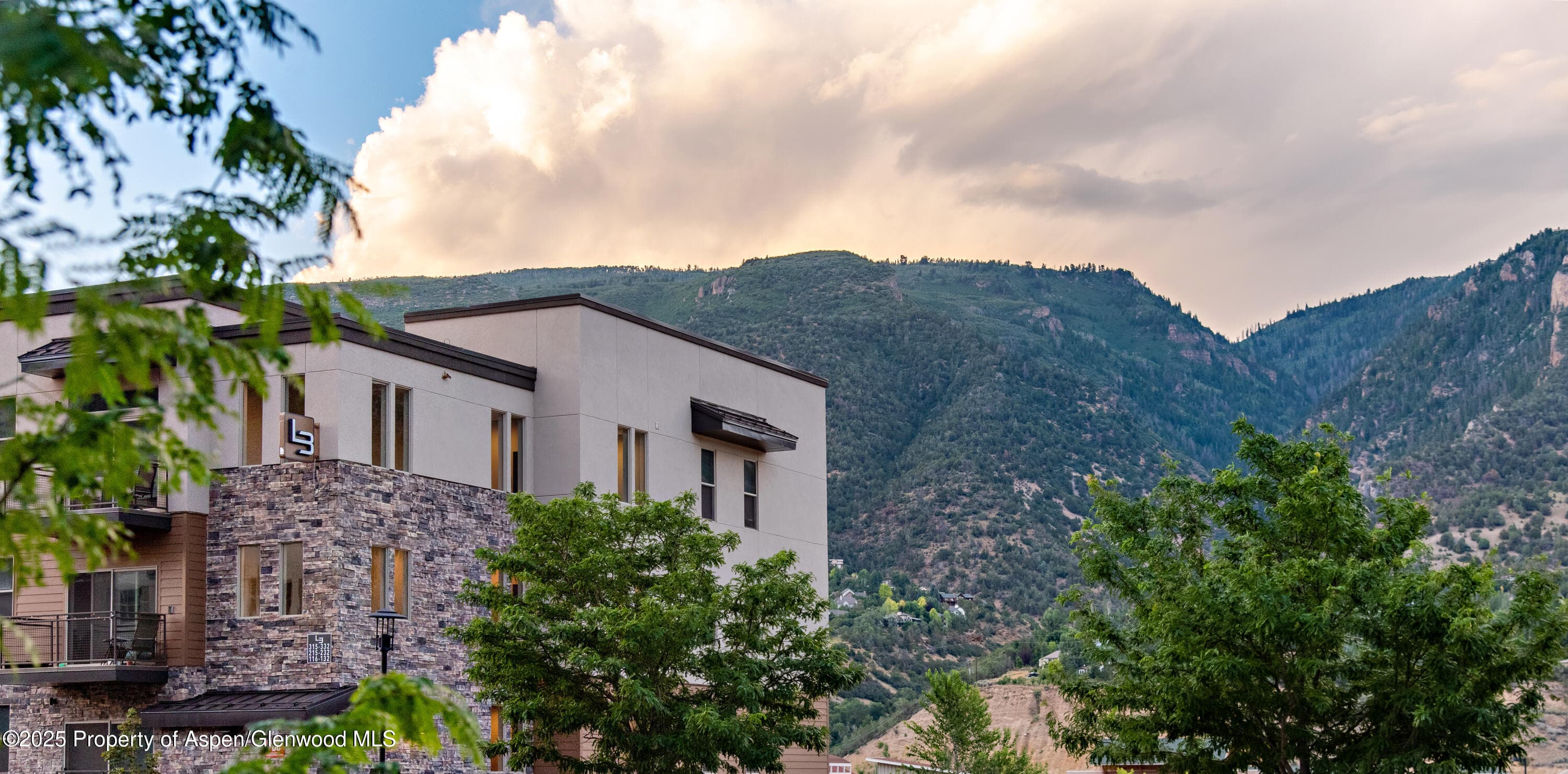 253 Wulfsohn Road 304, Glenwood Springs, CO 81601 - Photo 1