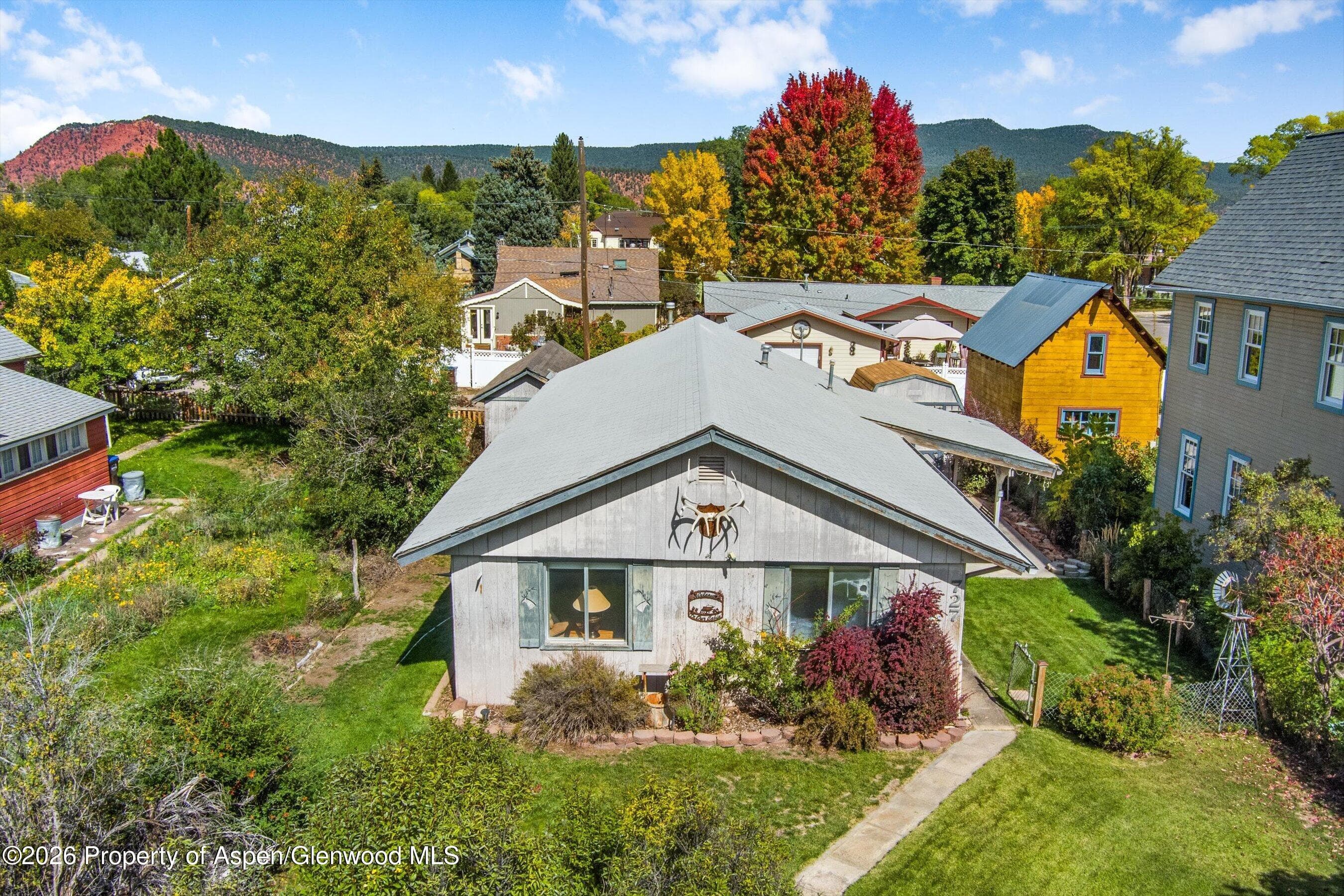 727 Euclid Avenue, Carbondale, CO 81623 - Photo 1