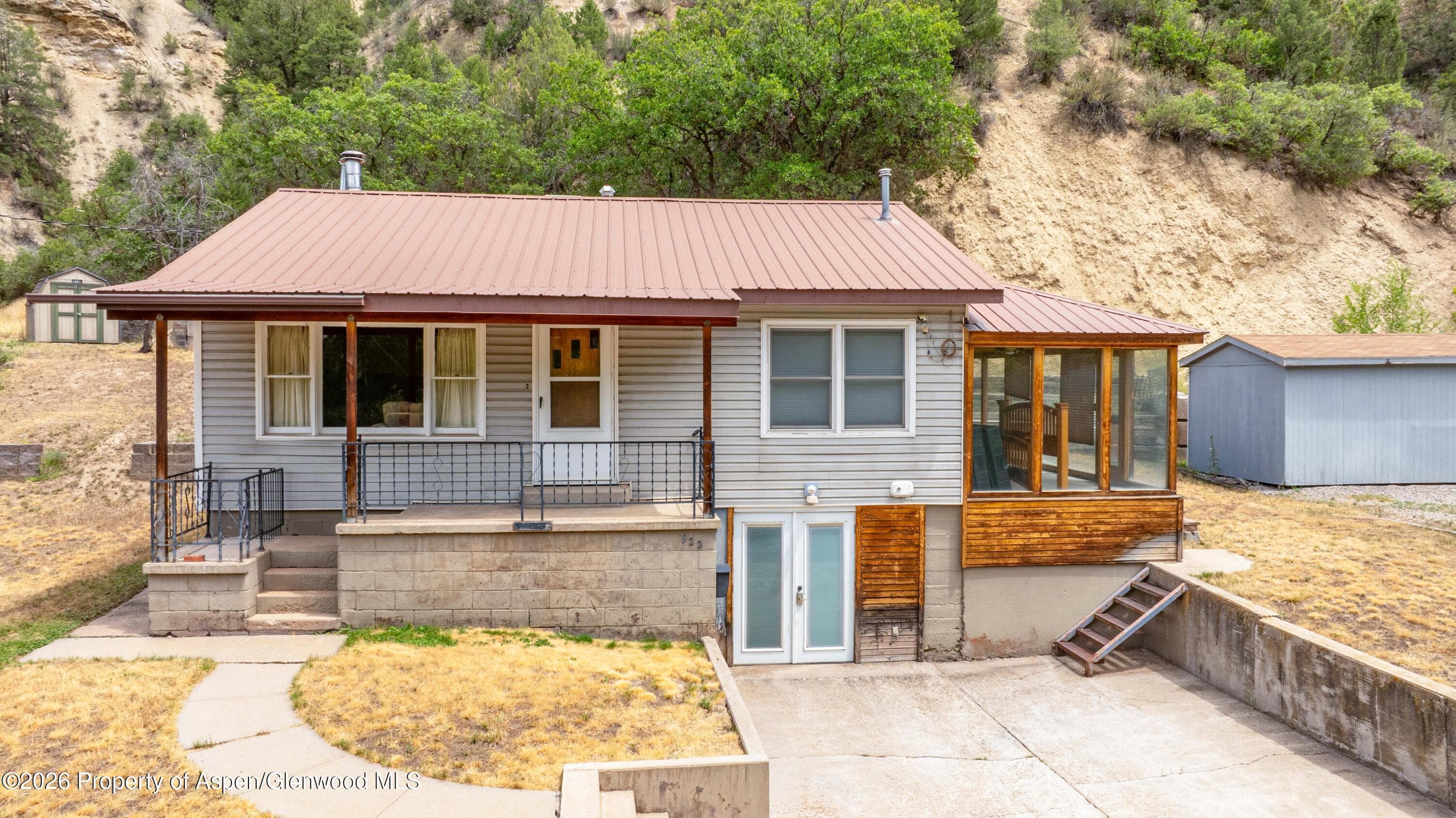 922 Lincoln Avenue, Glenwood Springs, CO 81601 - Photo 1