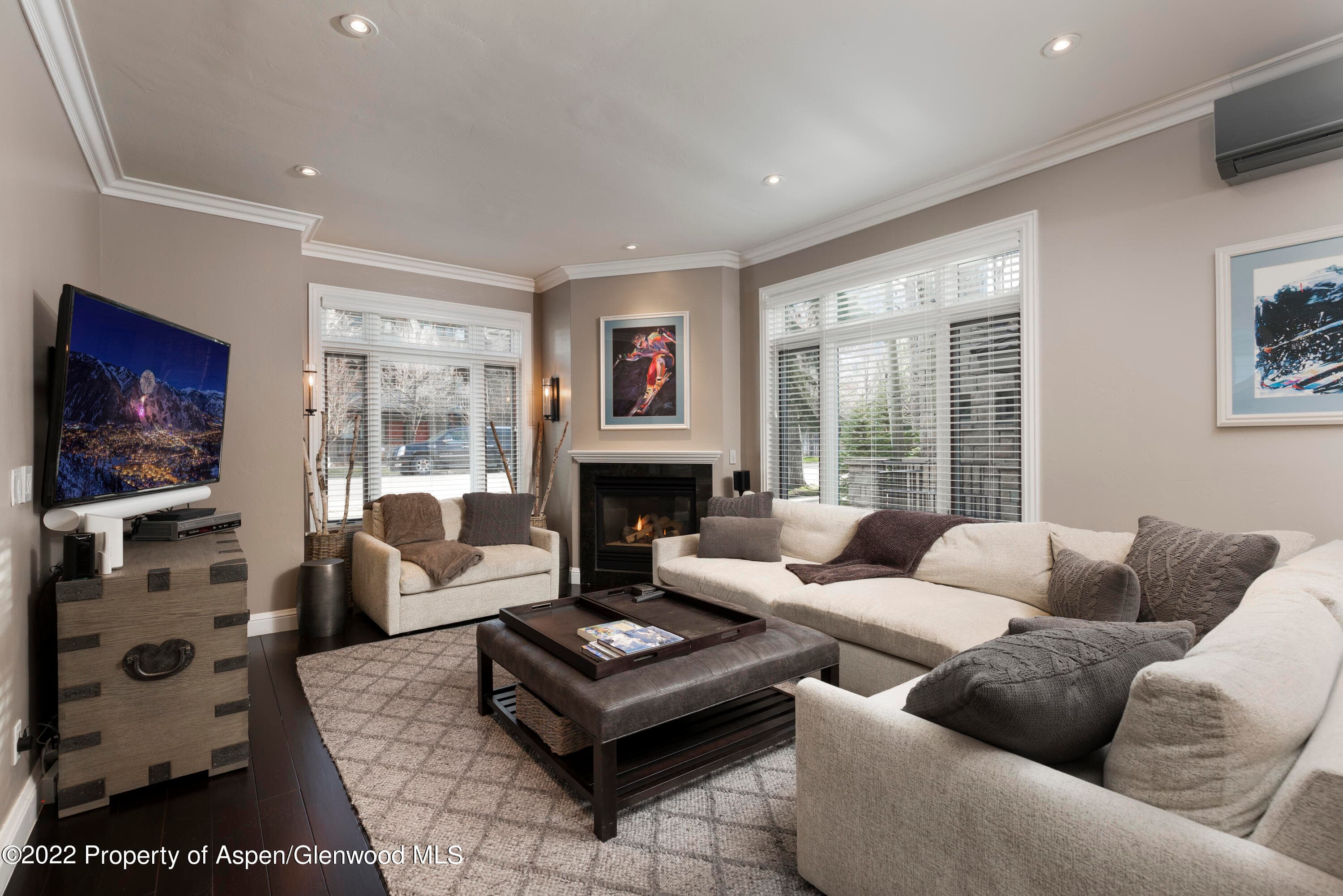 922 E Cooper Avenue, Aspen, CO 81611 - Photo 1